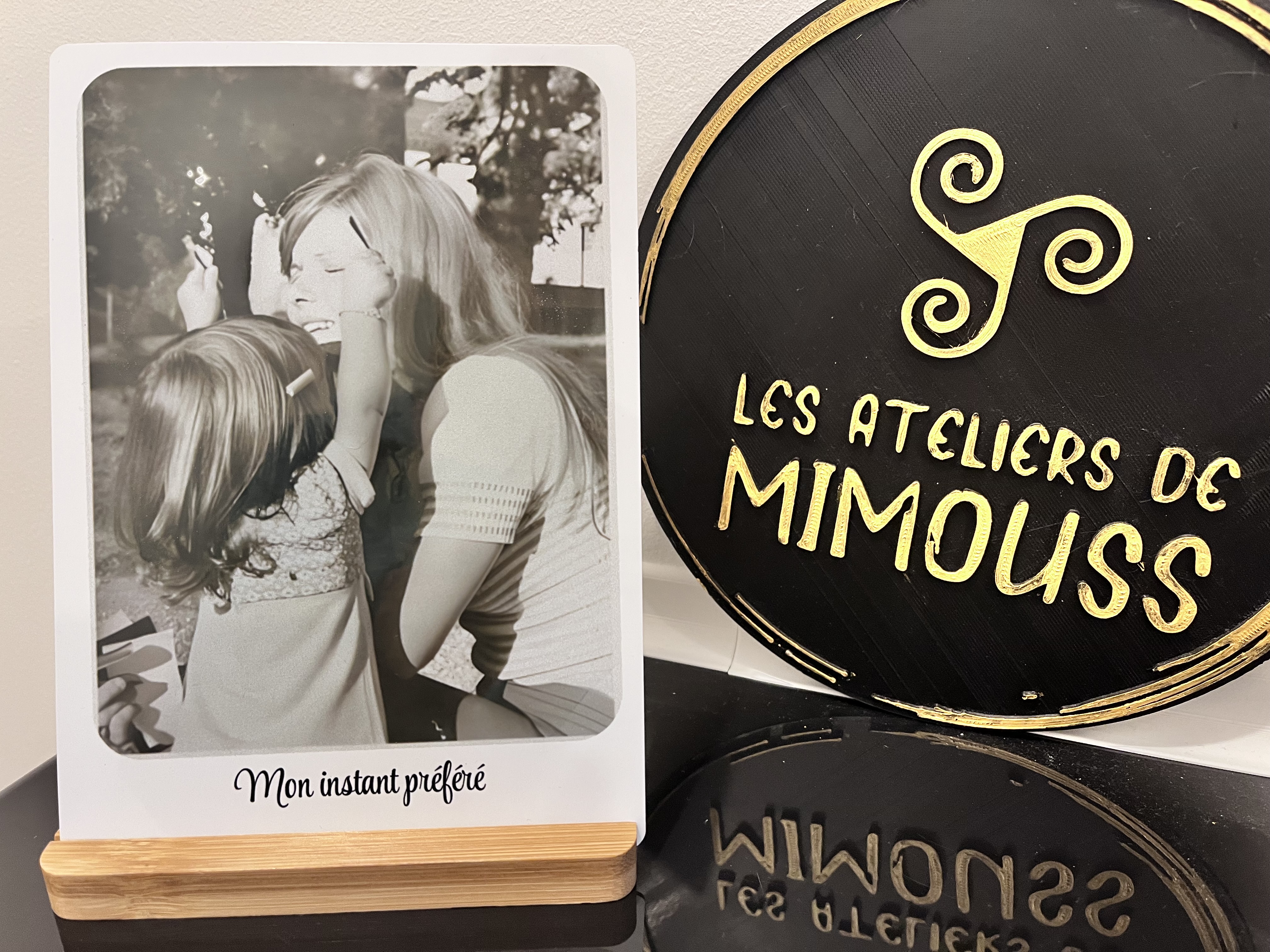 Plaque photo métal avec support en bois