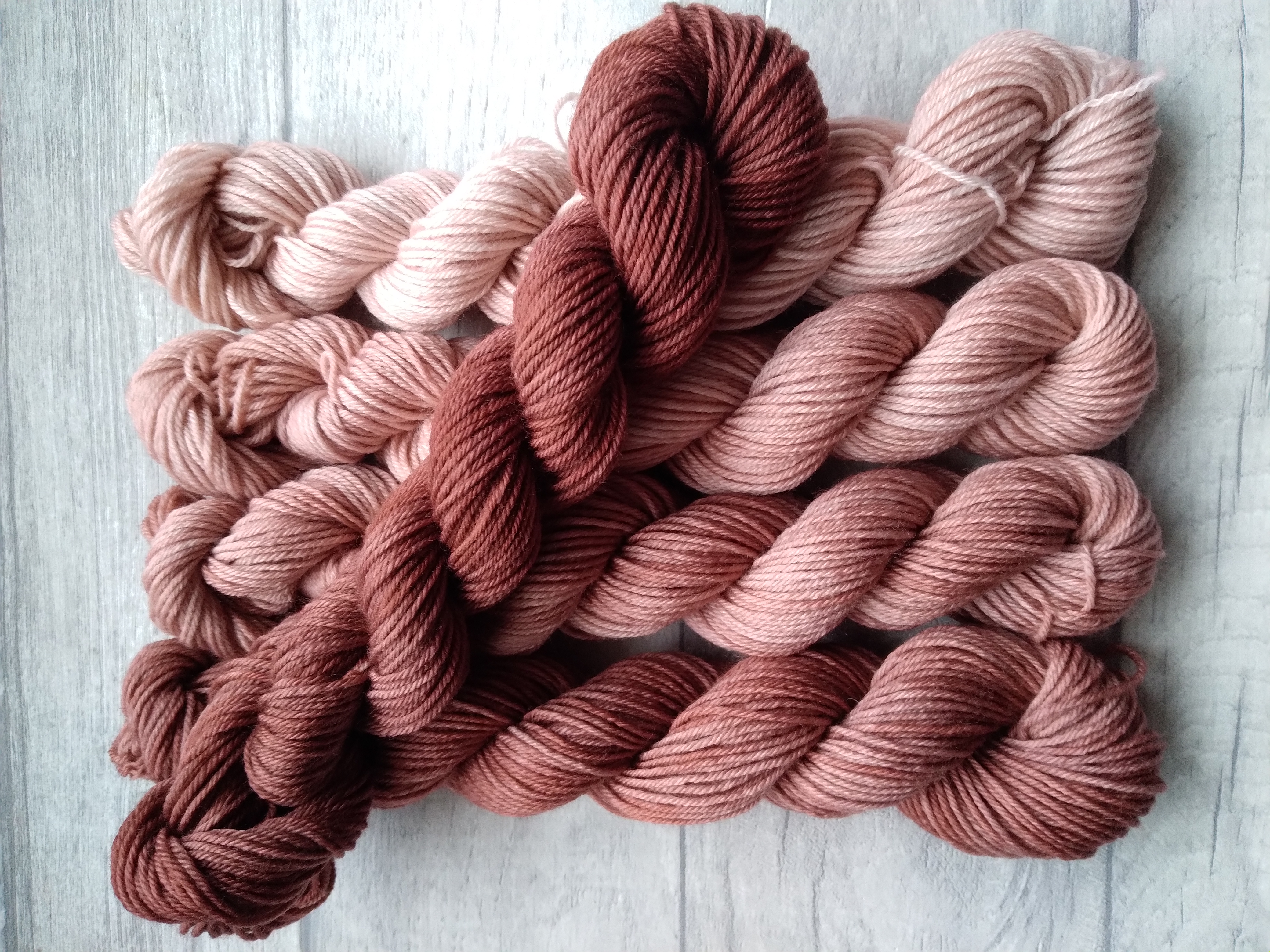 Minis Sandstone Fade