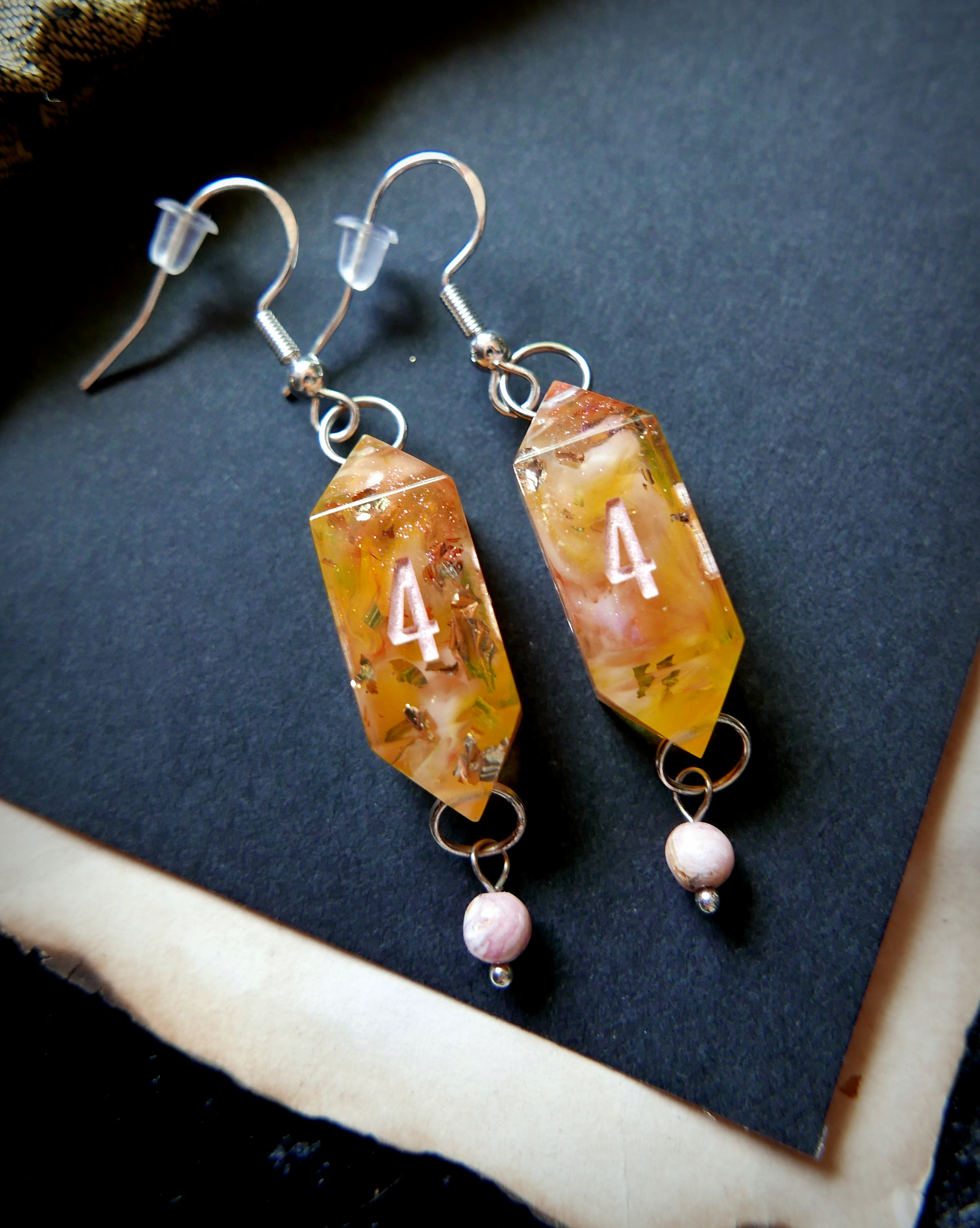 Boucles d'oreilles en D4