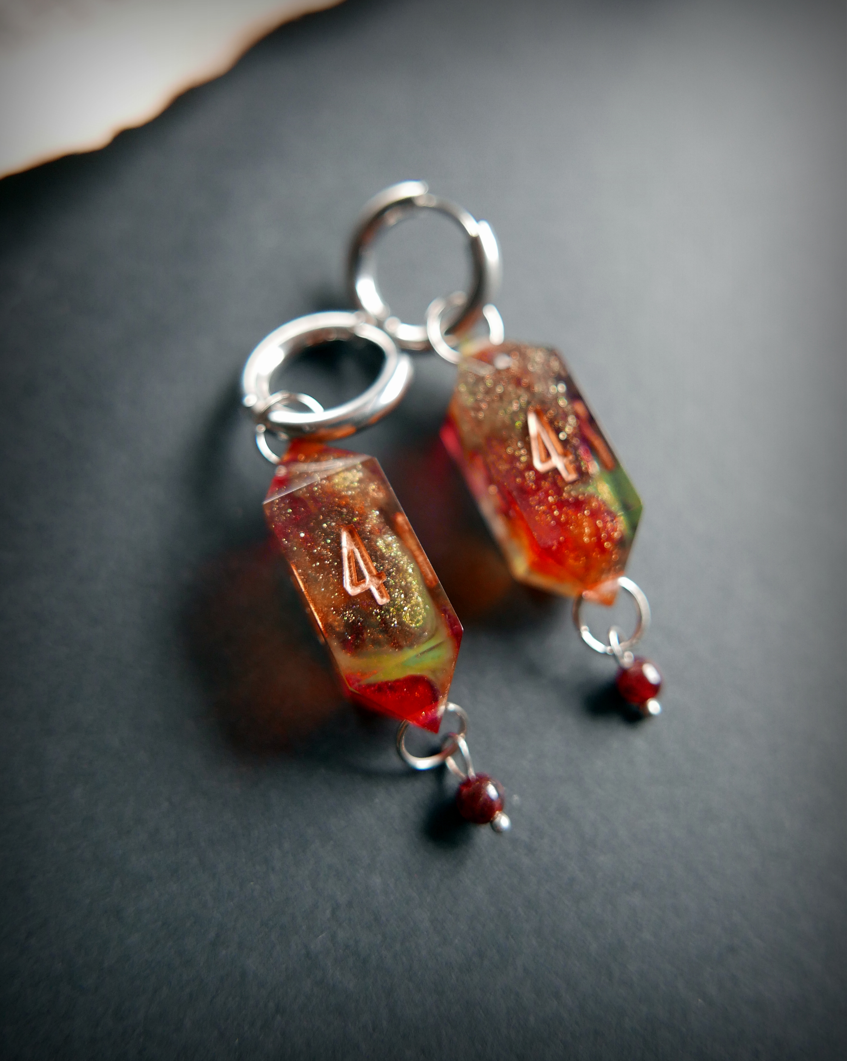 Boucles d'oreilles en D4