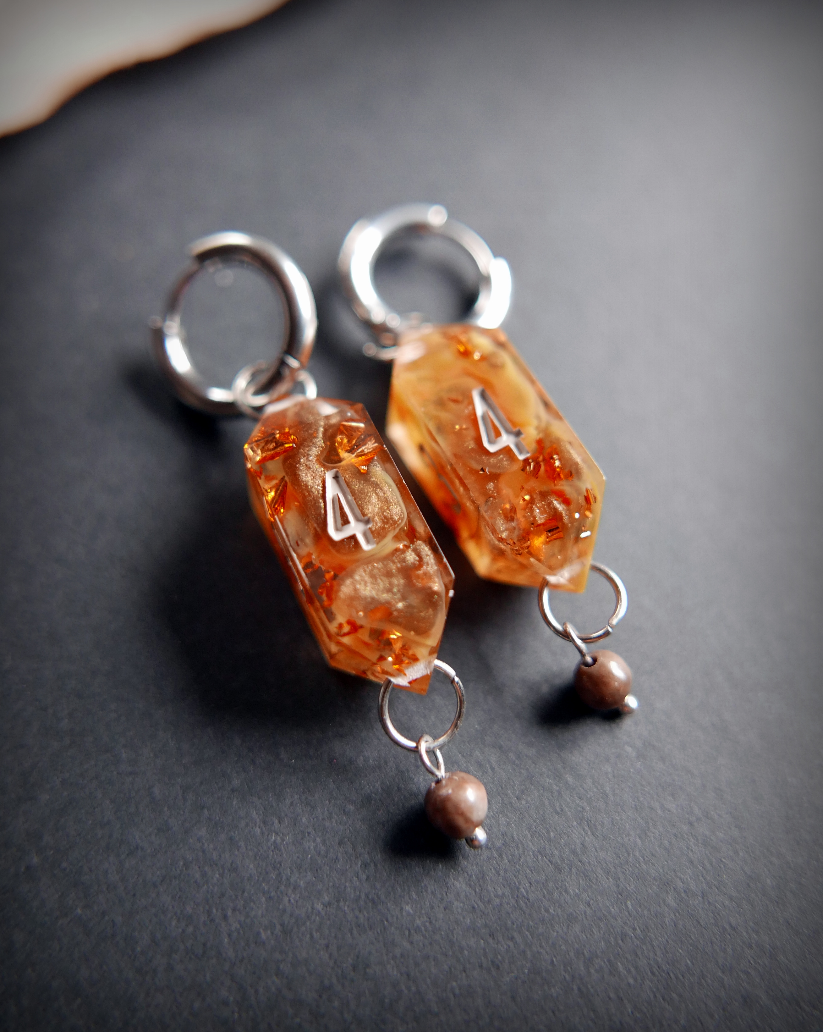 Boucles d'oreilles en D4