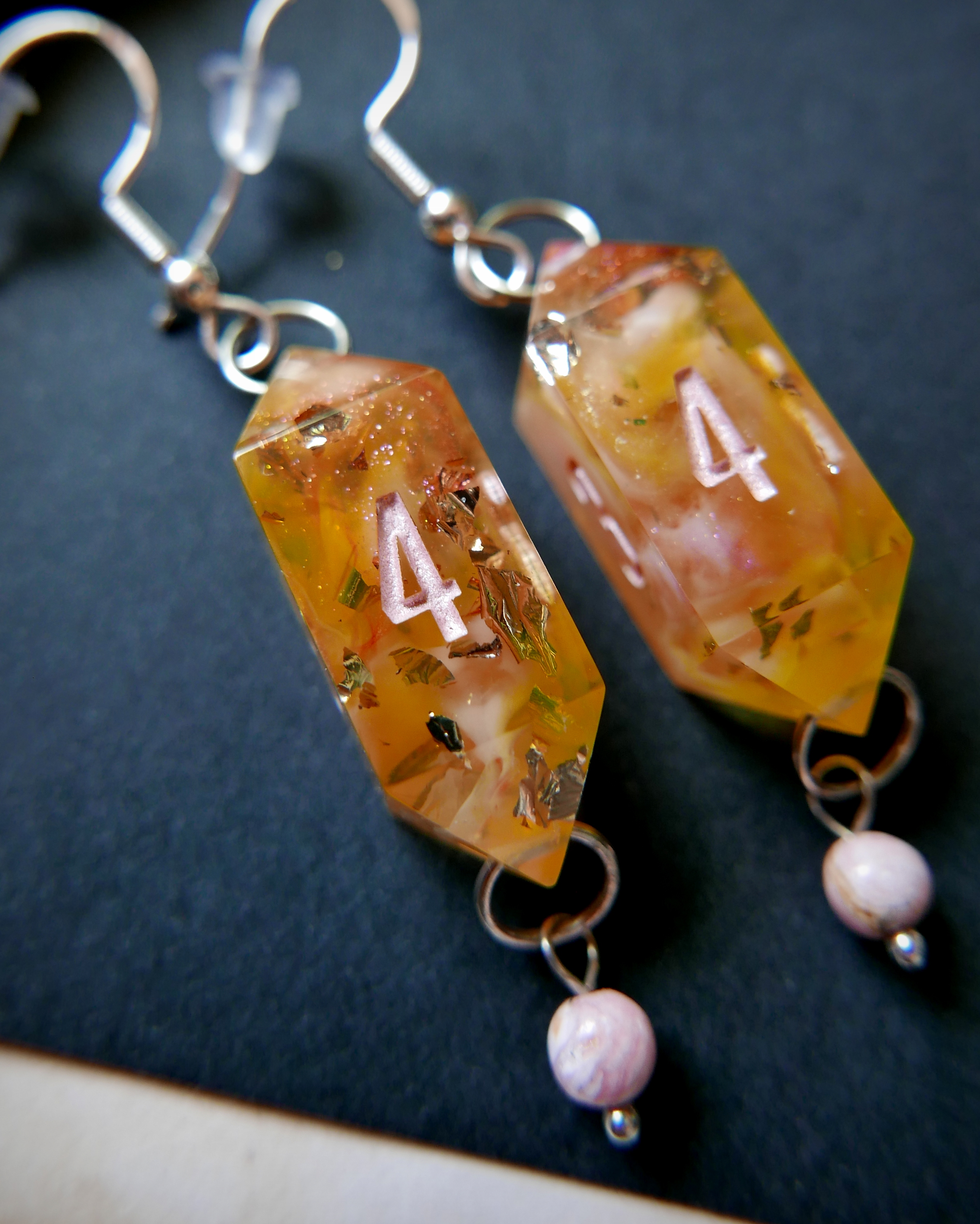 Boucles d'oreilles en D4