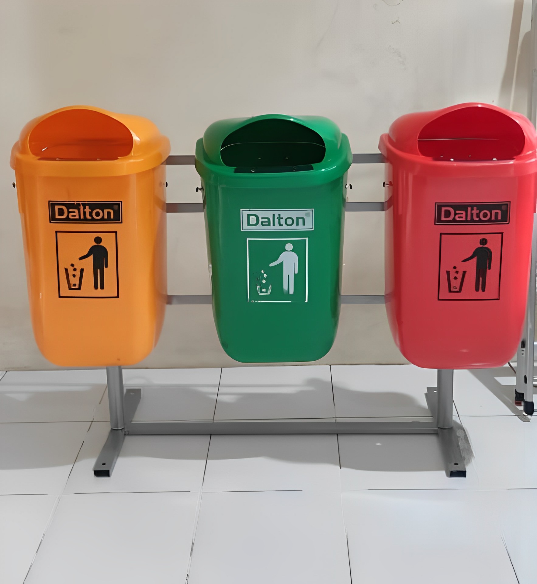 Tempat Sampah Dalton Deret 3 x 50 Liter 