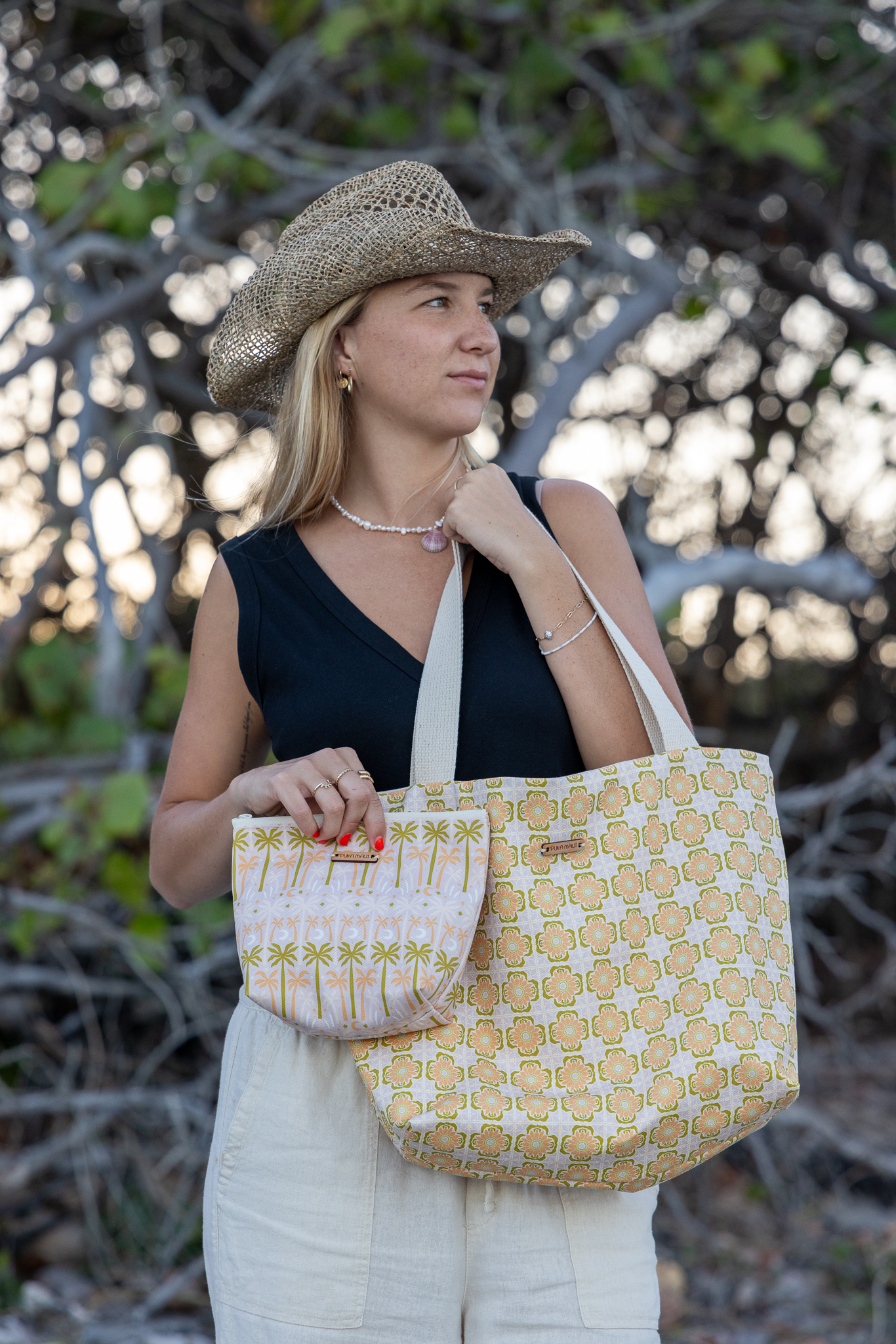 Groovy Tile Tote