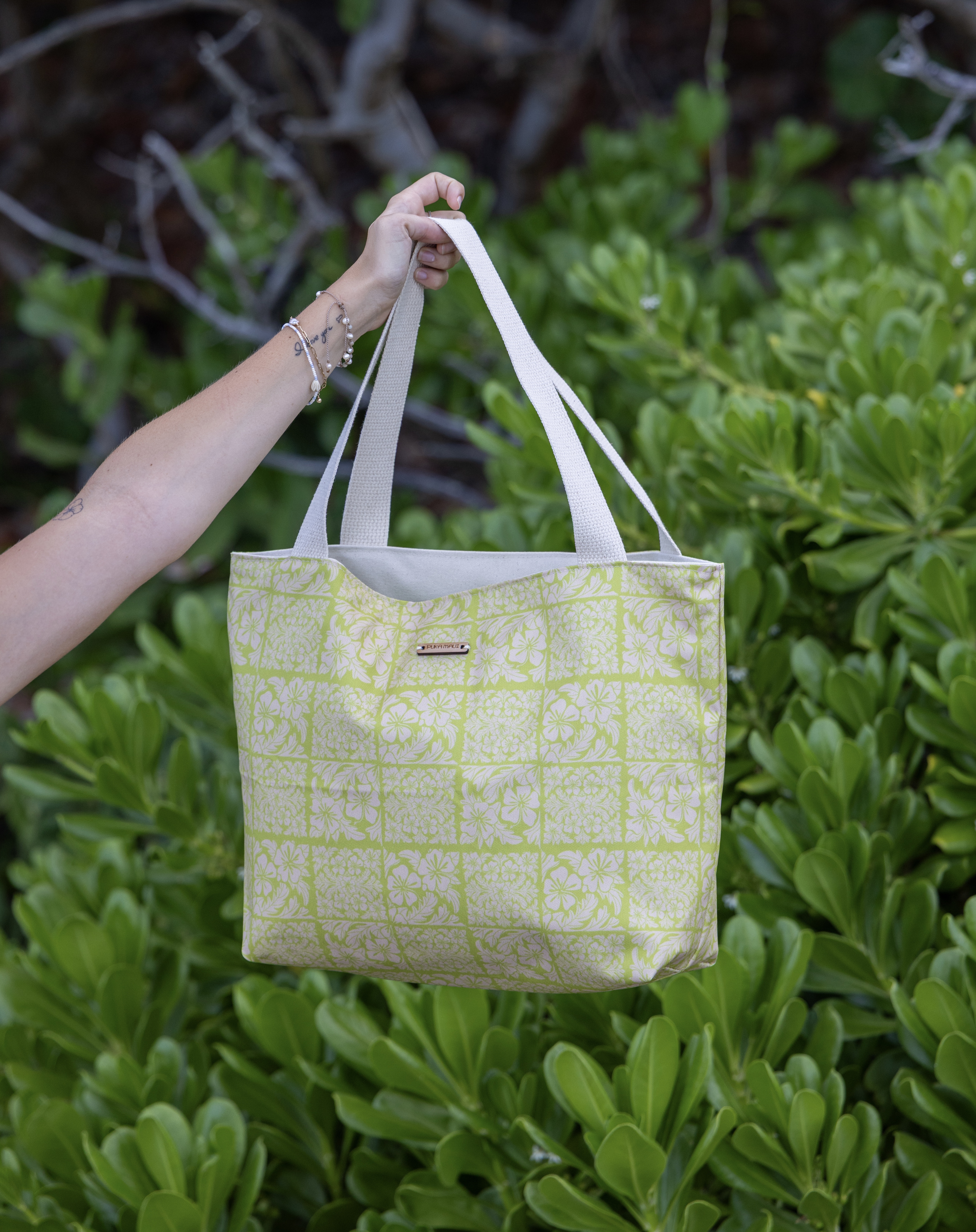 Hibiscus Lime Quilt Tote