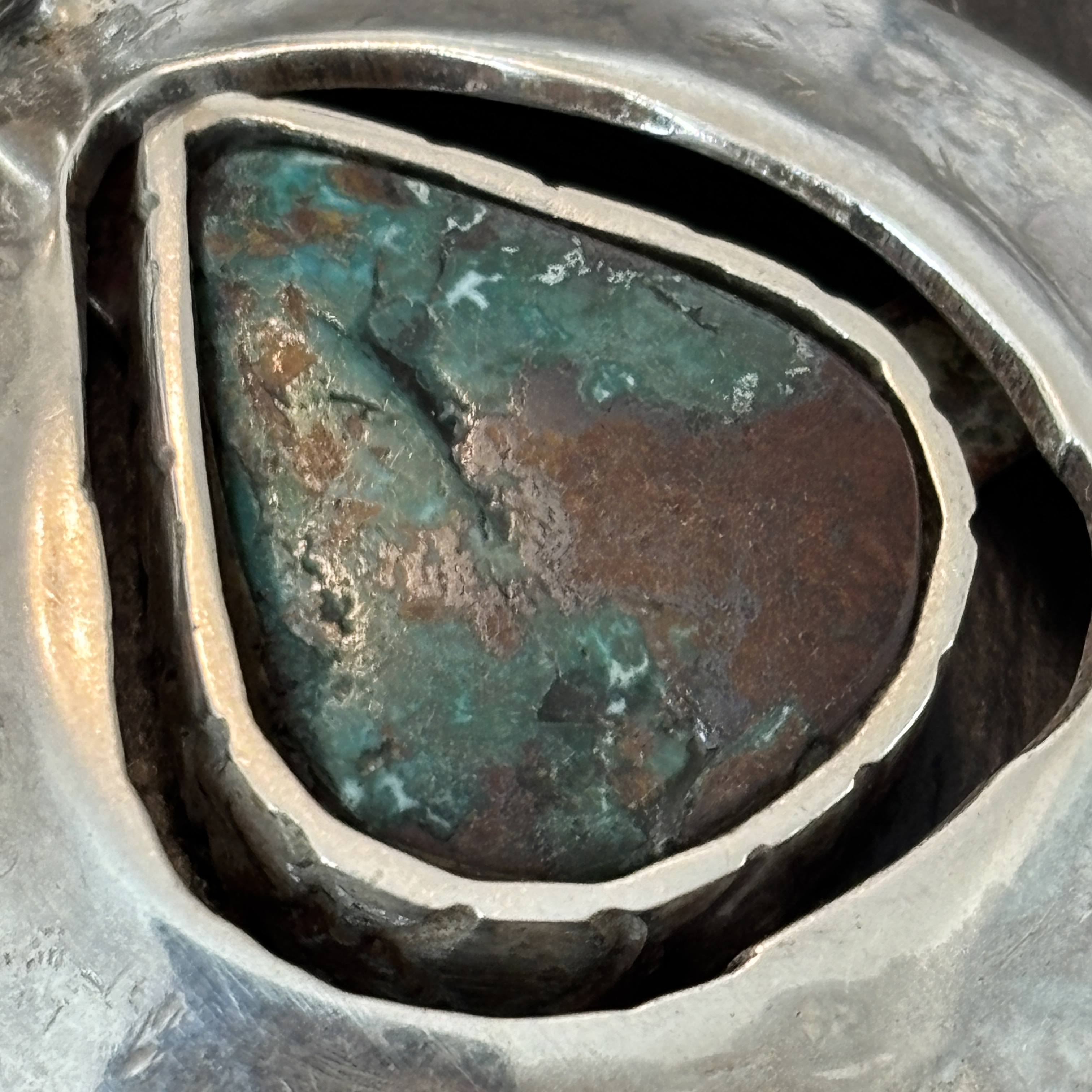 Robert Mac Eustace Jones, Zuni Bisbee Turquoise Shield Sterling Pendant 