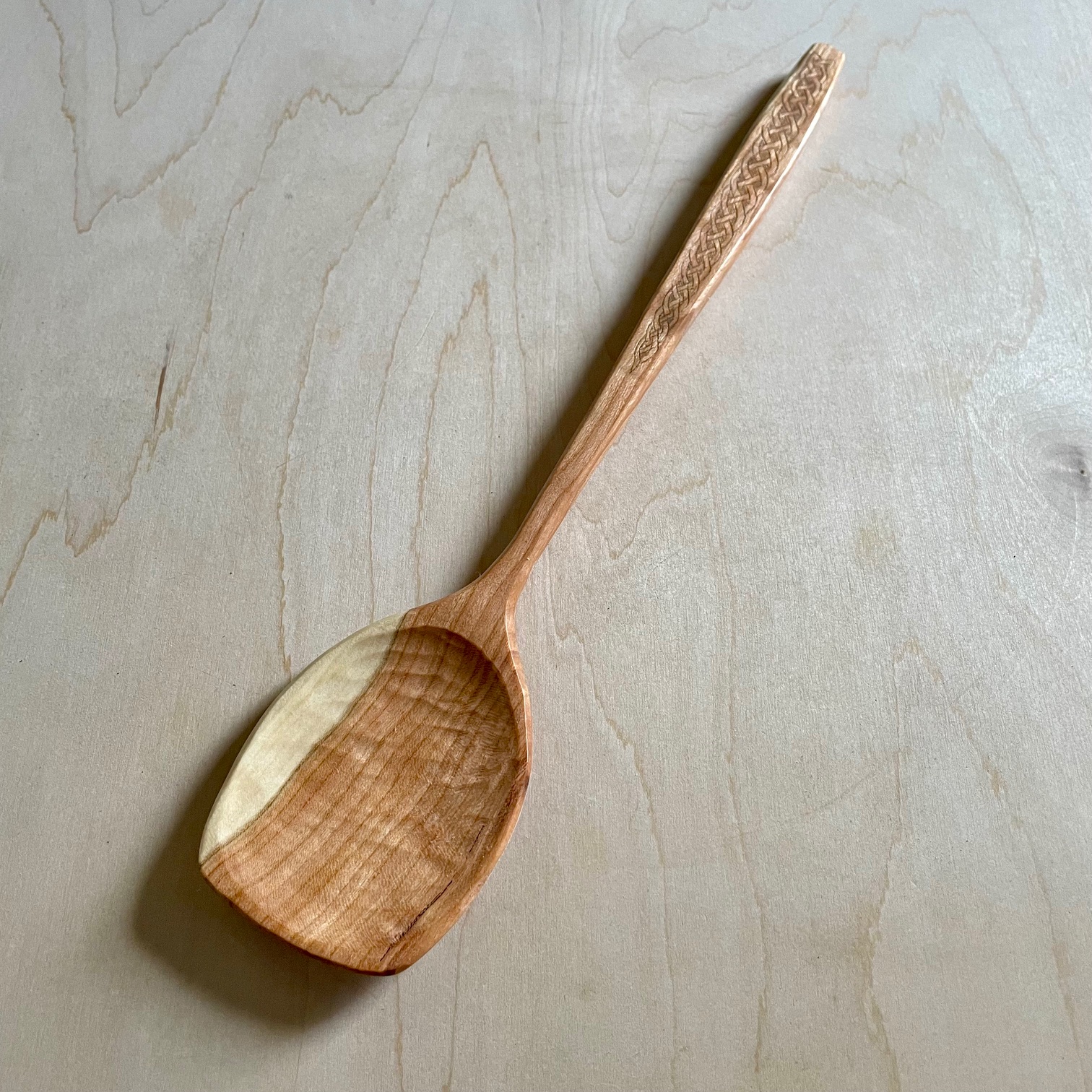 Celtic Knot Flat-Tipped Cooker