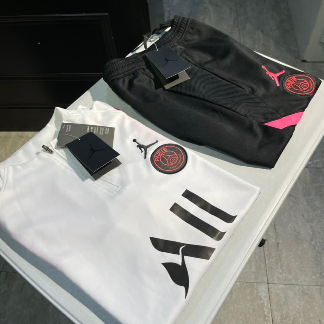 PSG Jordan Academy Pro Drill Quarter Zip Tracksuit – White/Hyper Pink/Black