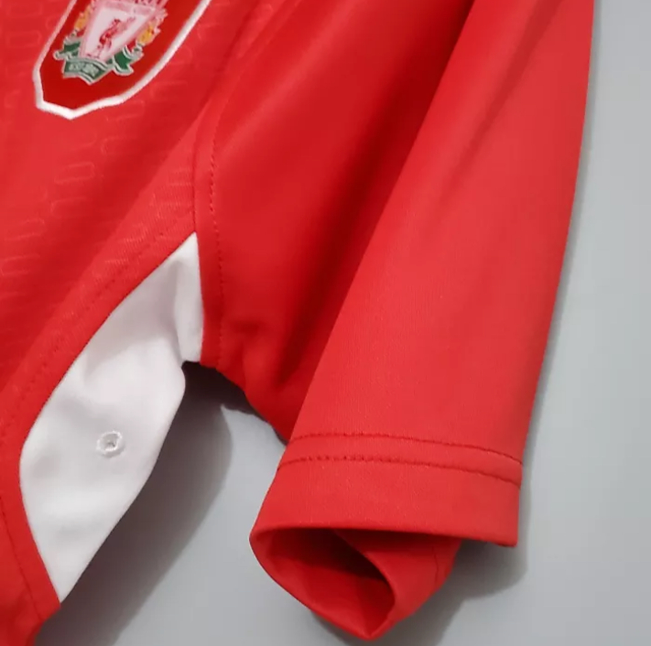 2004/05 Liverpool Home Shirt - Red/White