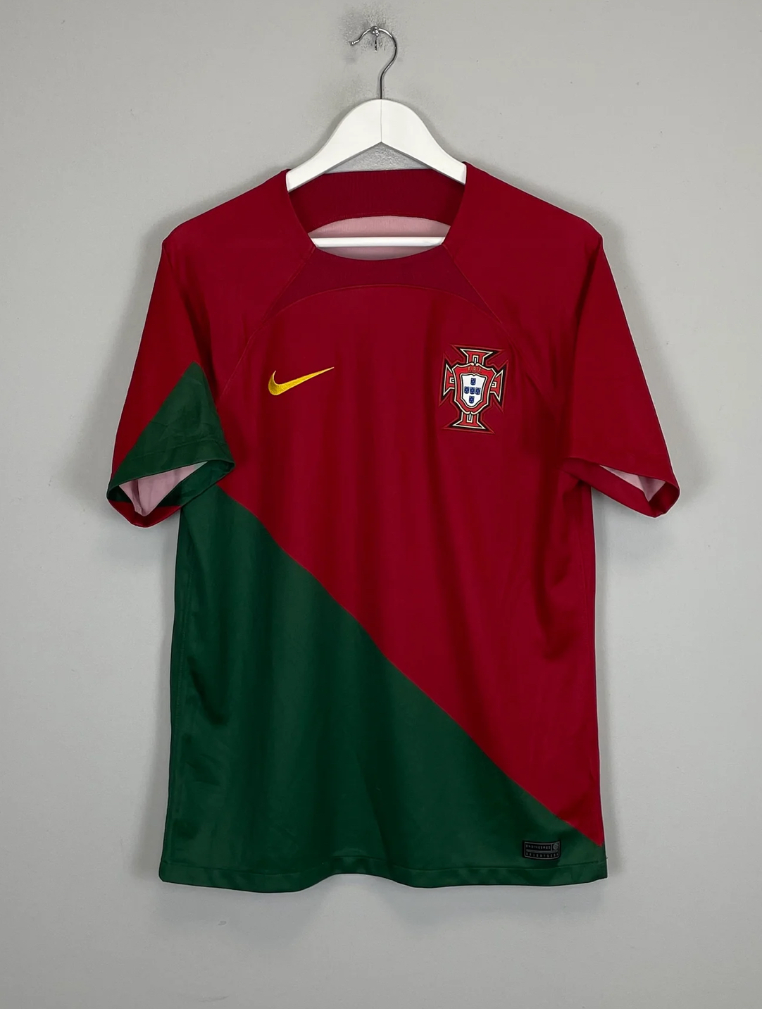 2022 Portugal Home Shirt - Pepper Red/Gorge Green/Gold Dart