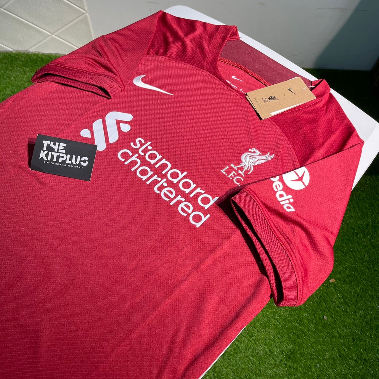 2022/23 Liverpool Nike Home Shirt - Red/White