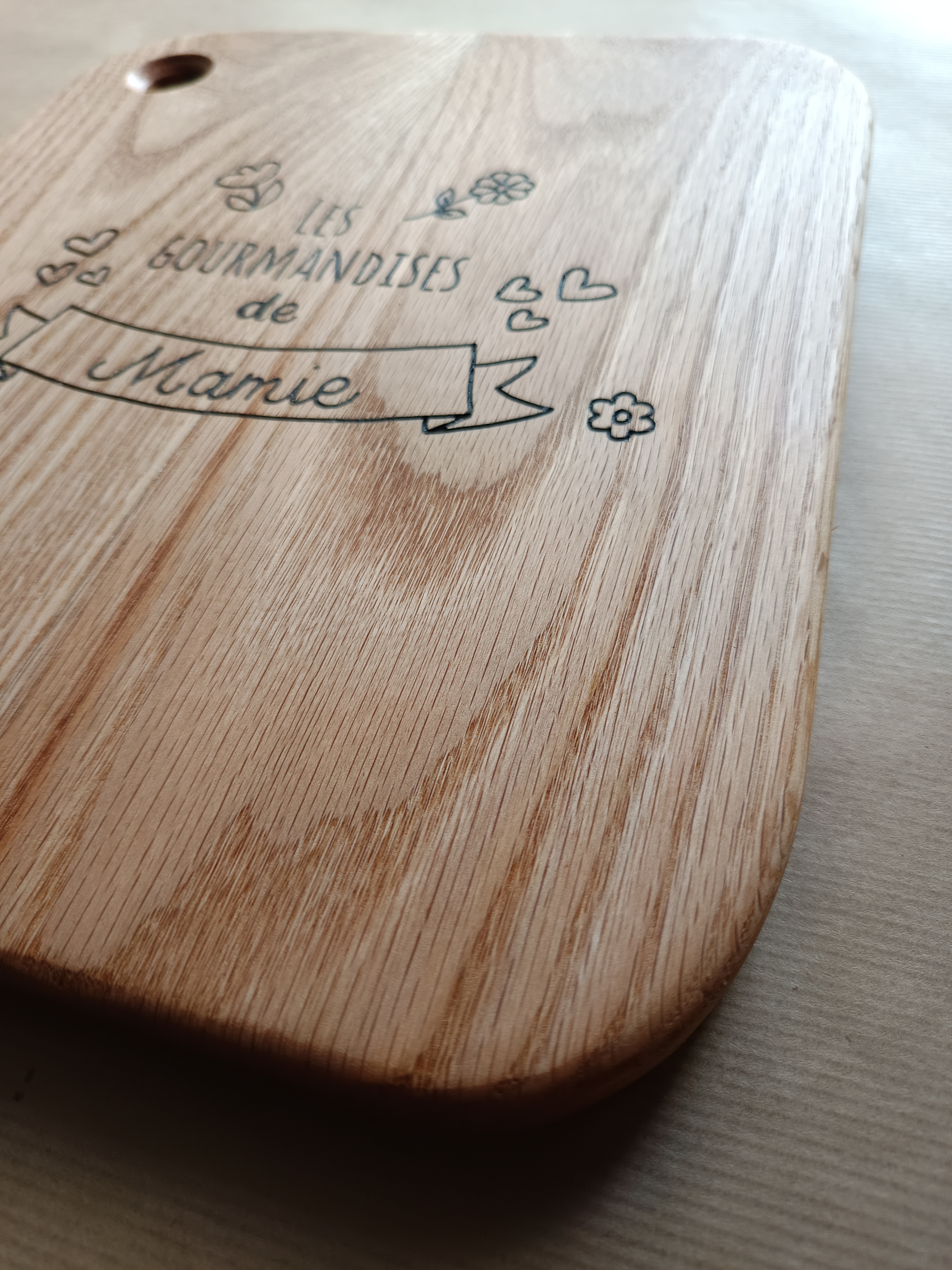 Planche à découper "Les gourmandises de Mamie"