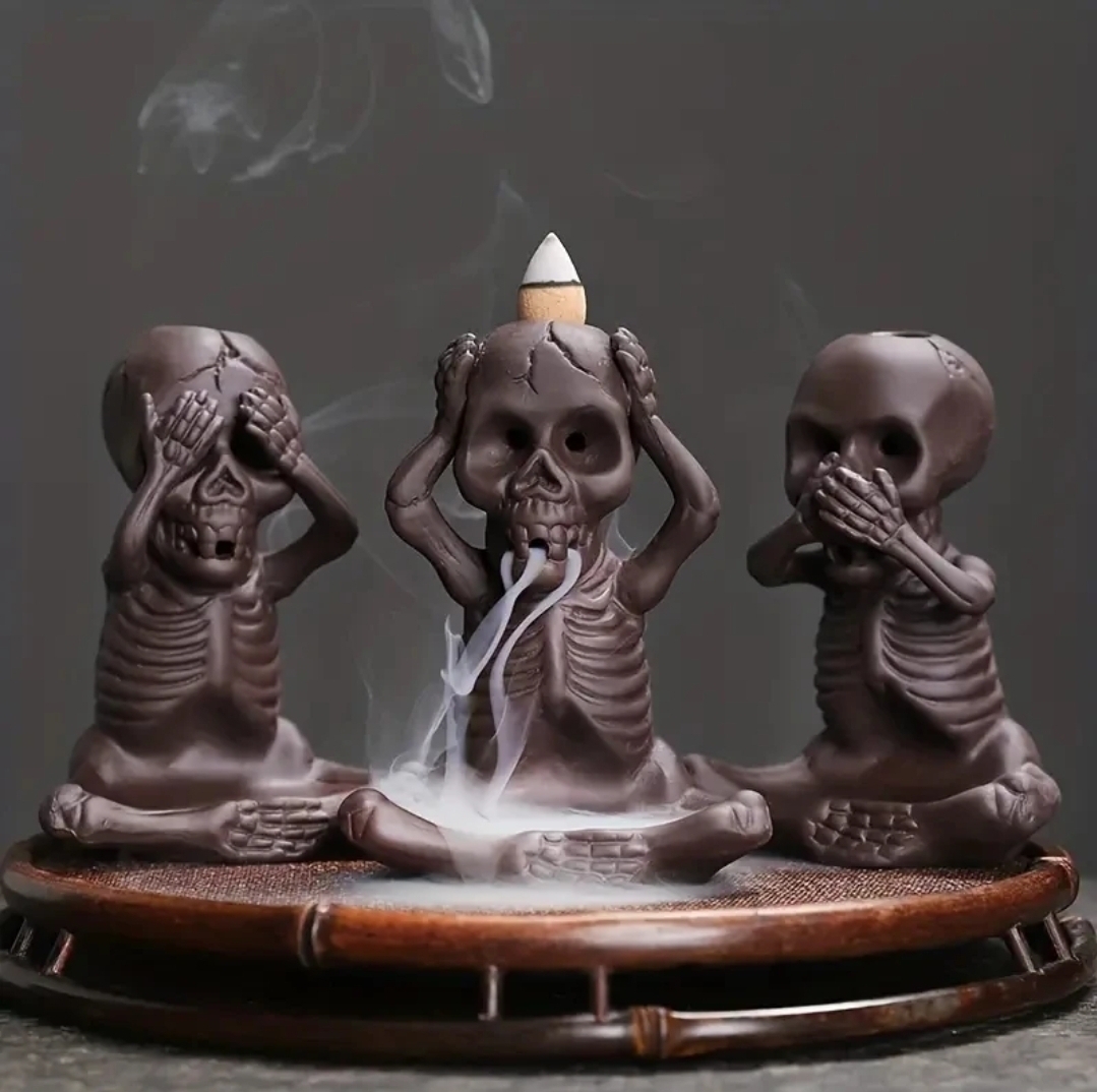 3 Wise Skeletons