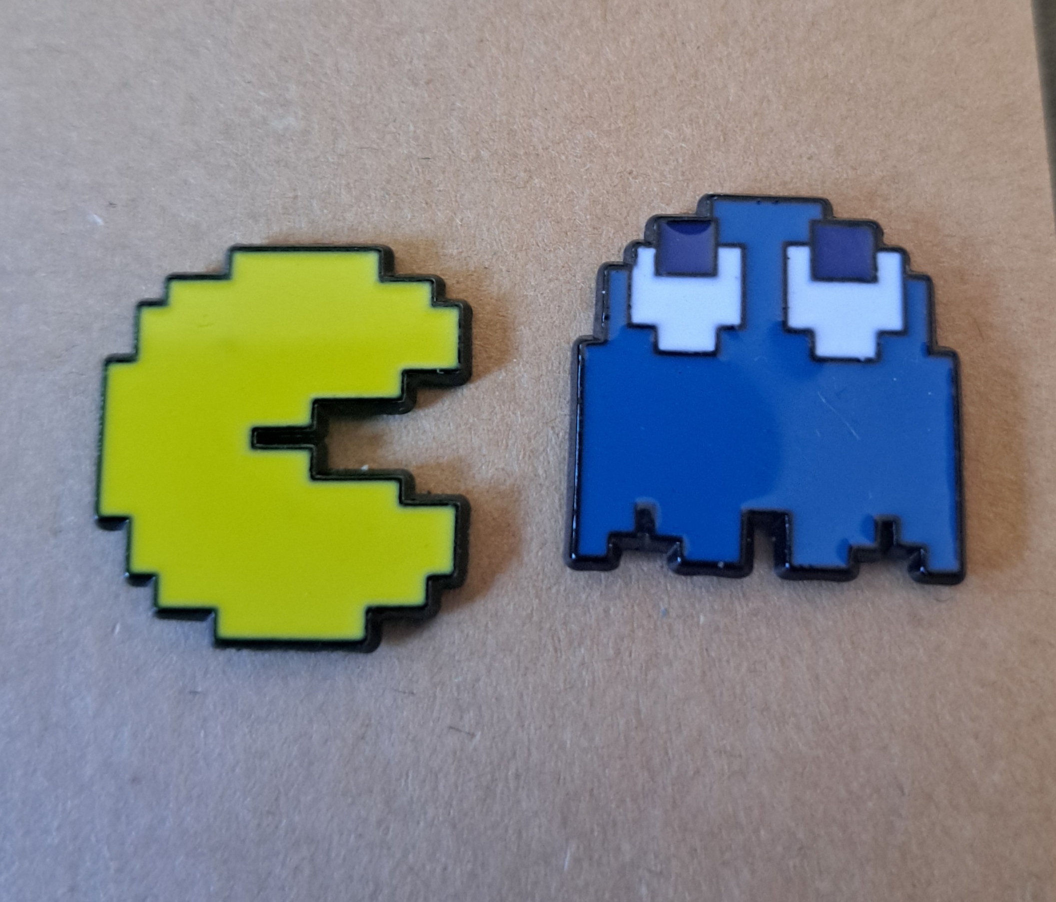 Pac Man Pin Badge Set