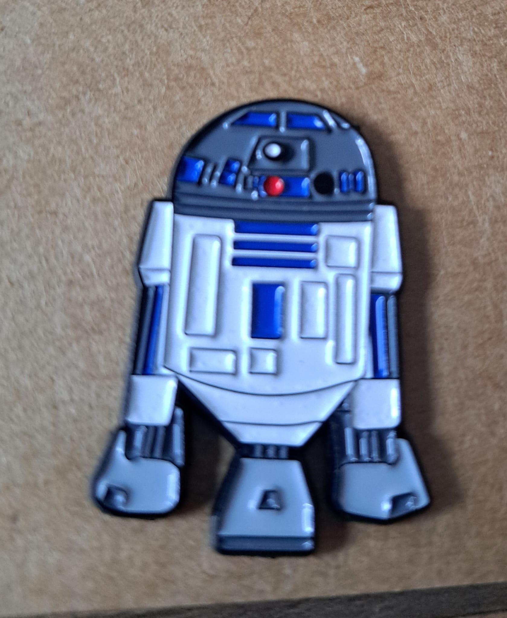 R2-D2 Pin