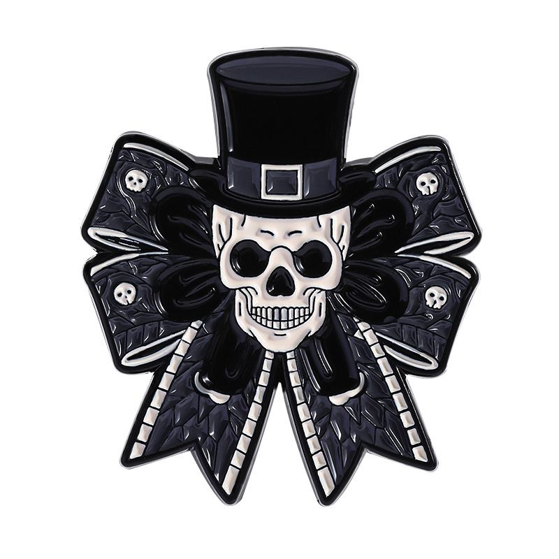 Skull Top Hat Pin