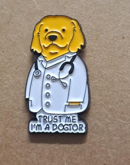 Dogtor Pin