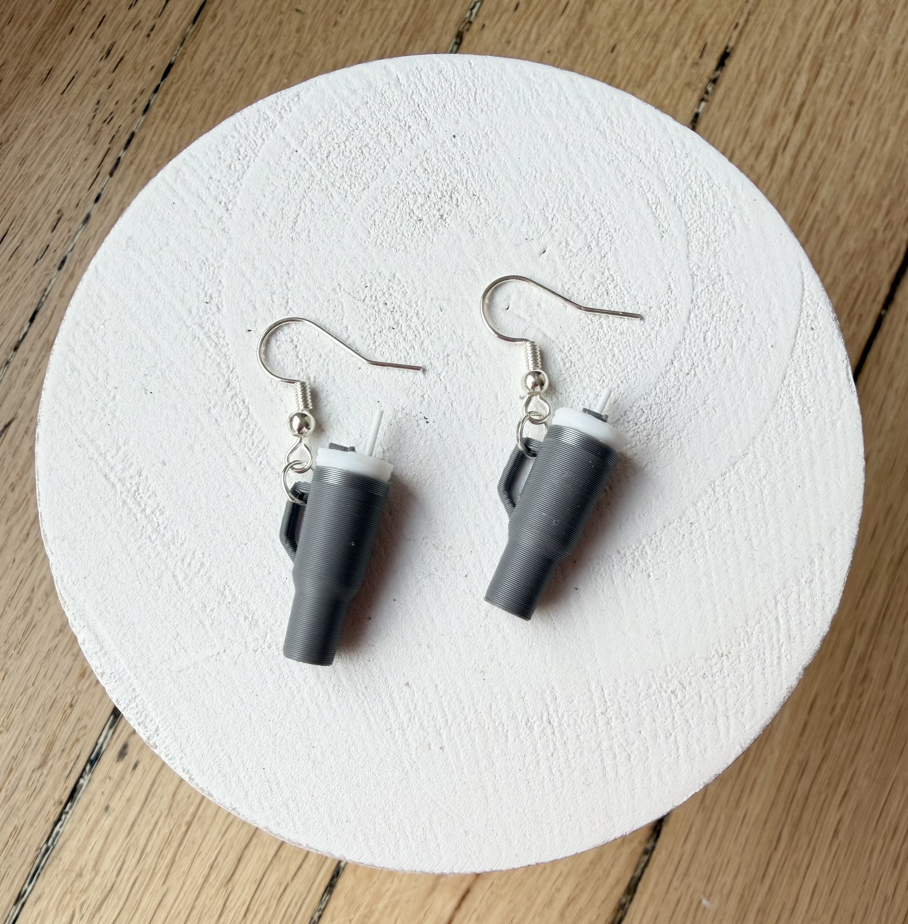 Mini Stanley Earrings - Gray