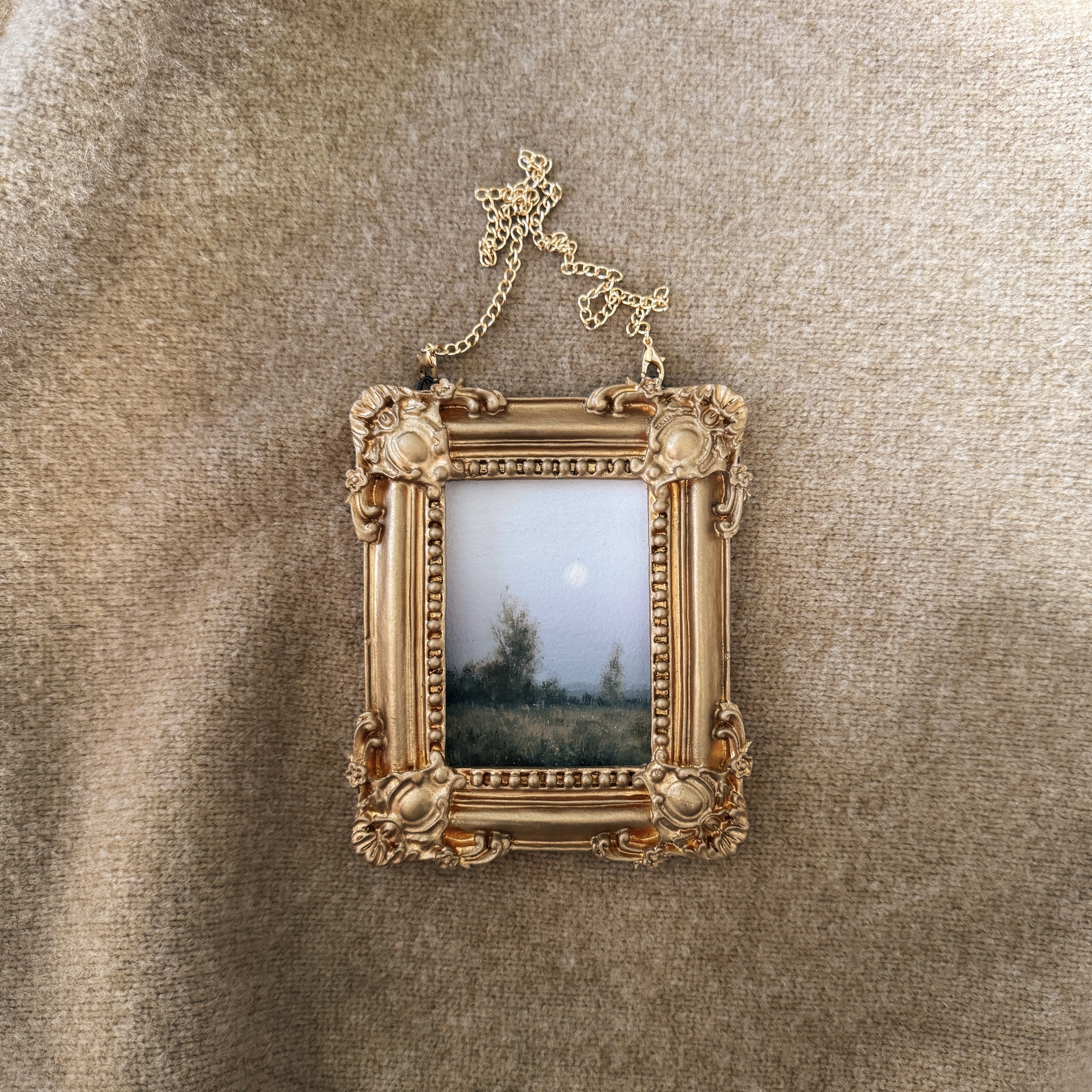 Old secrets in the moonlight 