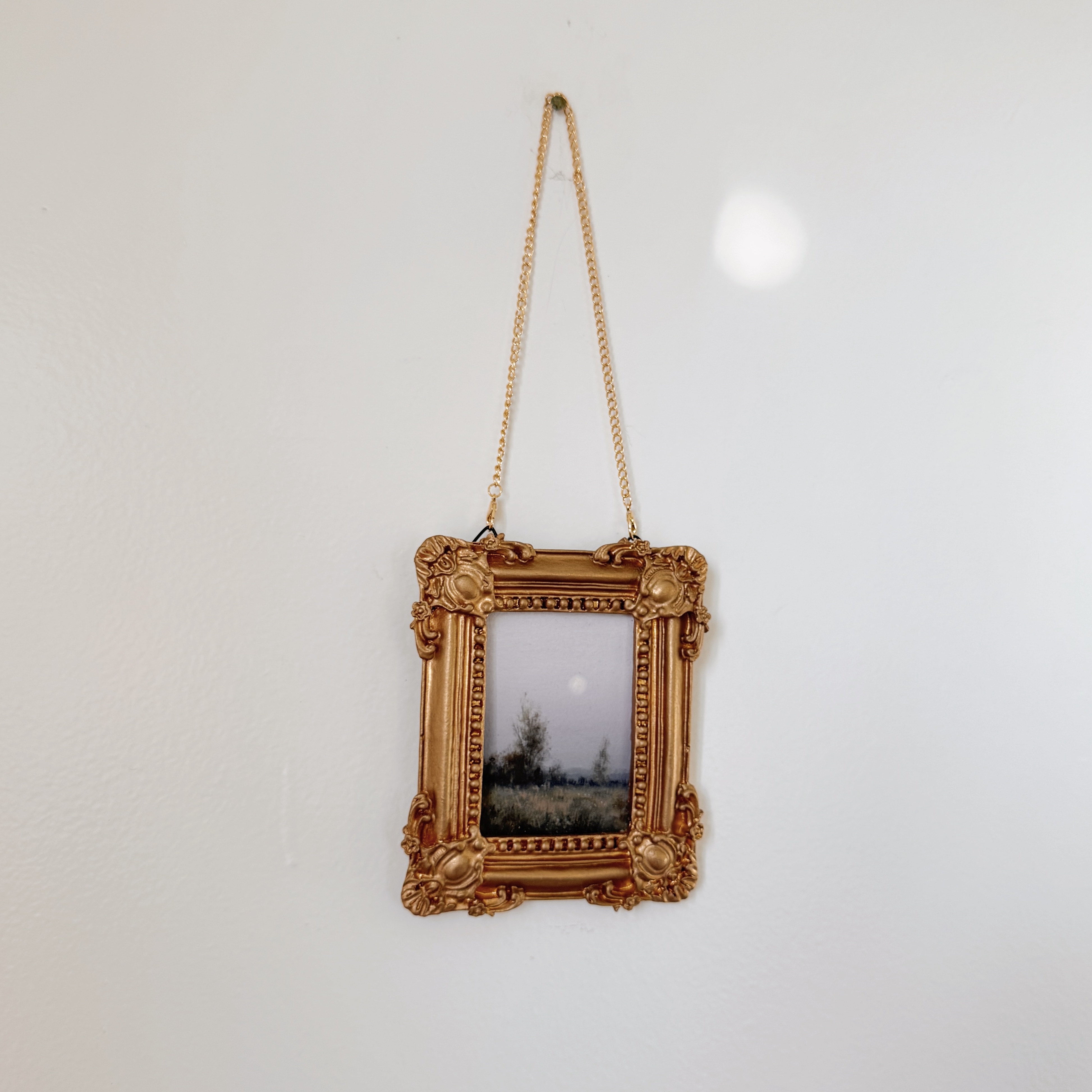 Old secrets in the moonlight 