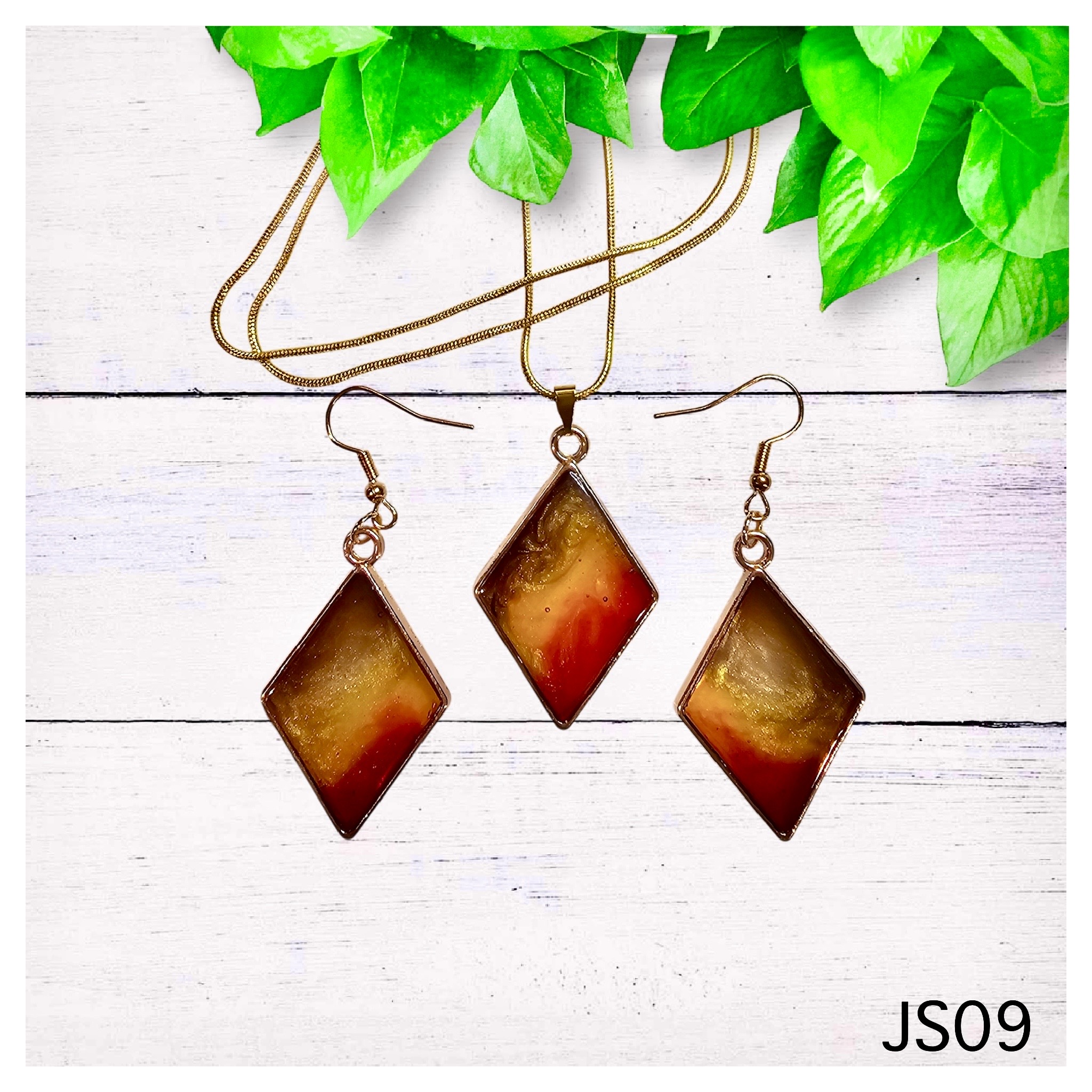 Handcrafted Resin Jewelry Set