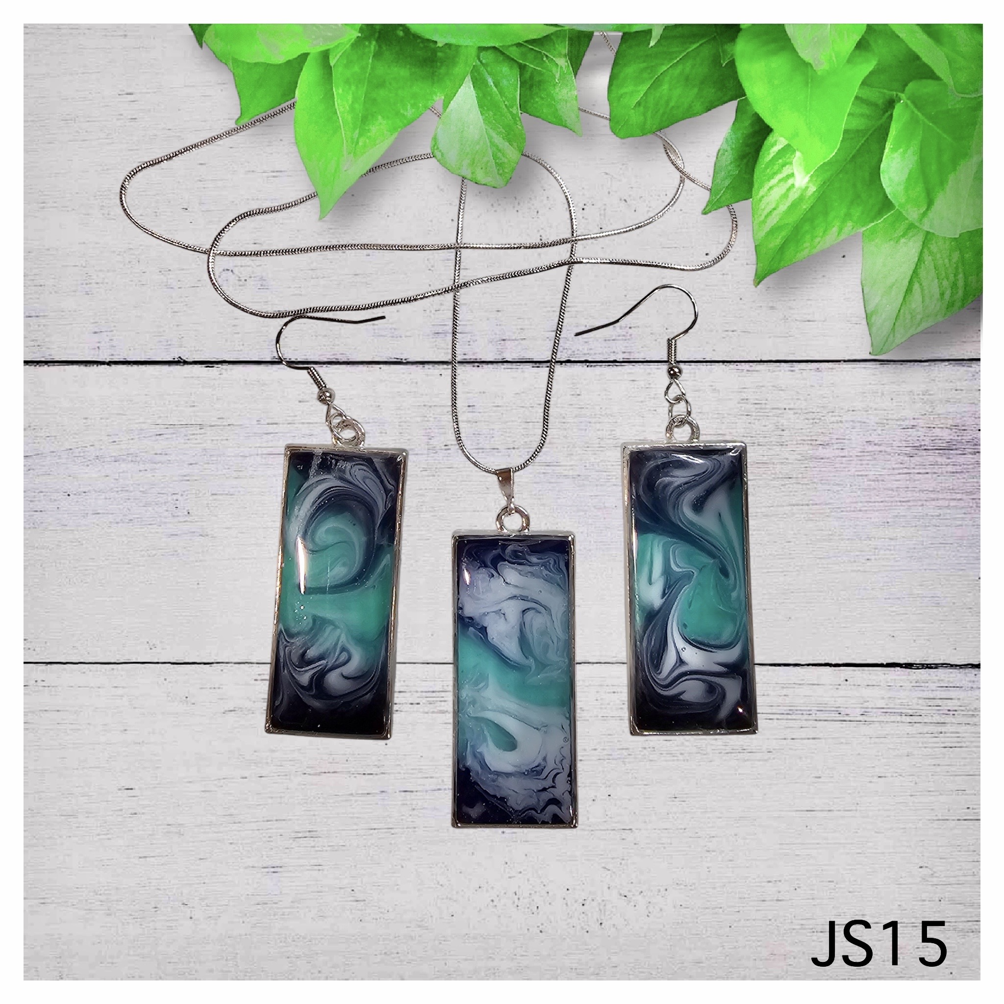 Handcrafted Rectangular Pendant and Earring Set