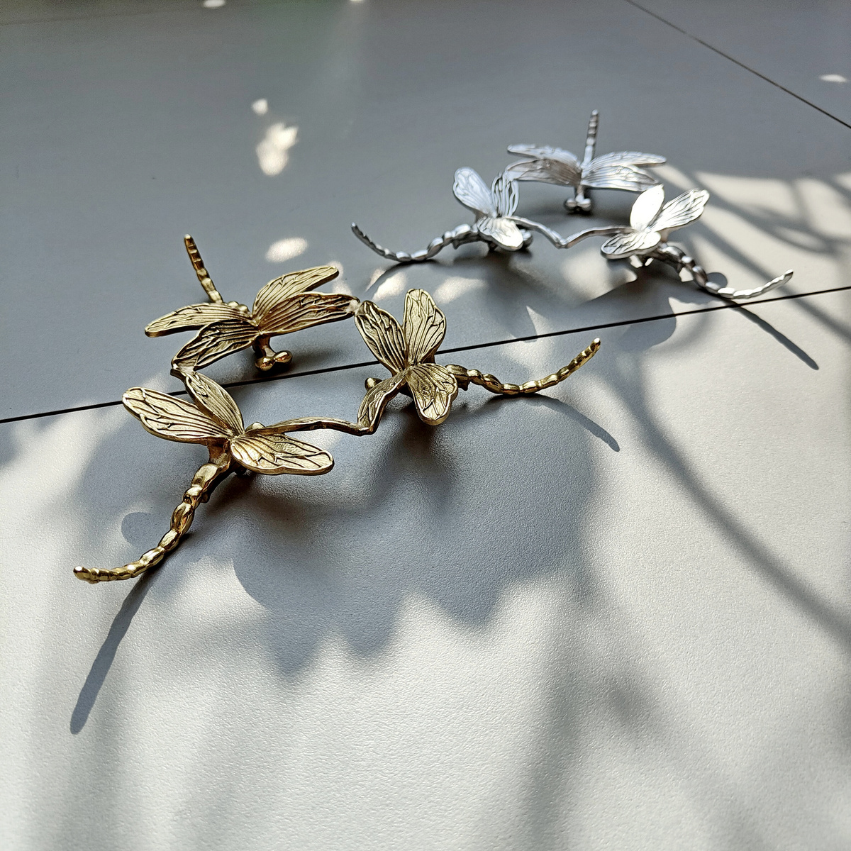 Dragonflies Brass Display Stand For Crystal Ball & Sphere Gold & Silver