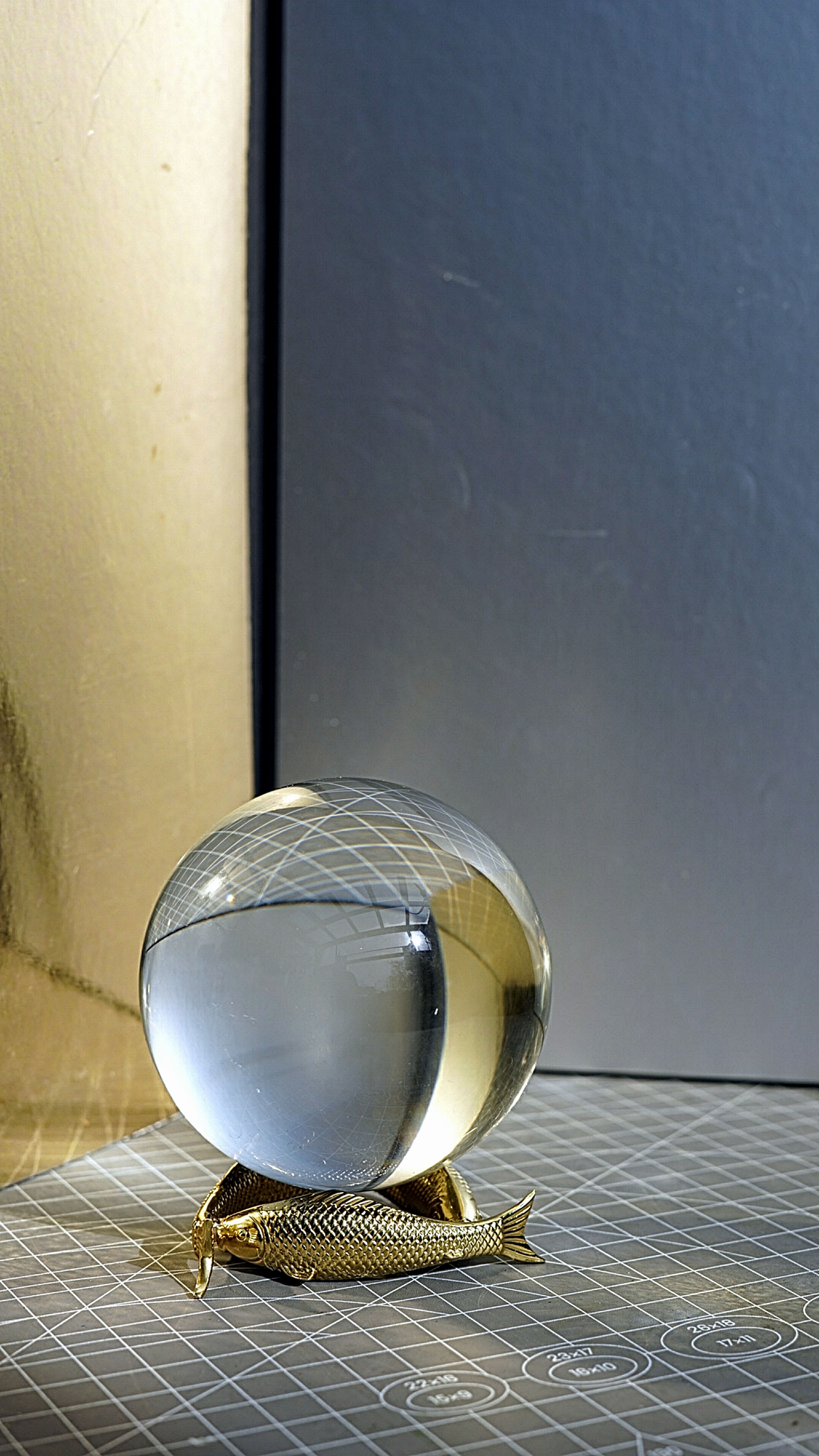 Fish Design Display for Home Decor Crystal Sphere & Rocks Geodes Display Holder  Exotic &  Elegant Design Brass Display