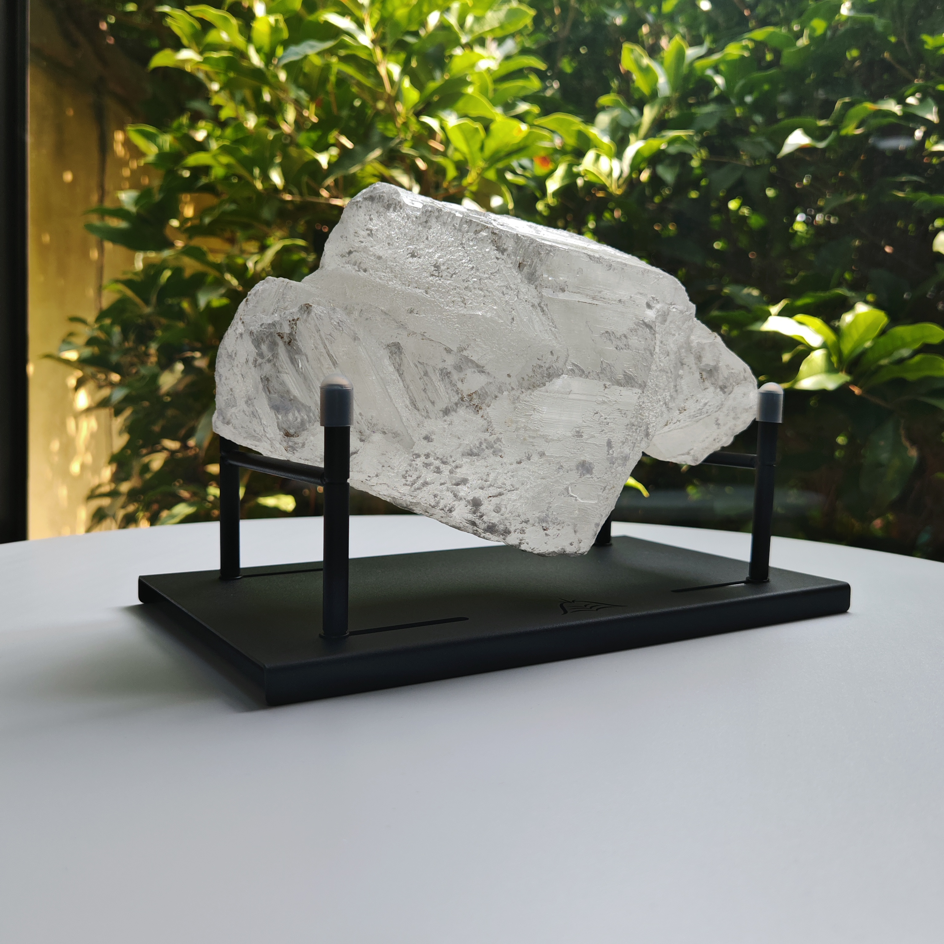 Display Holder For Larger Mineral Rocks Crystal Stones Black Stainless Steel DIY Multi Purposes Adjustable And Extendable