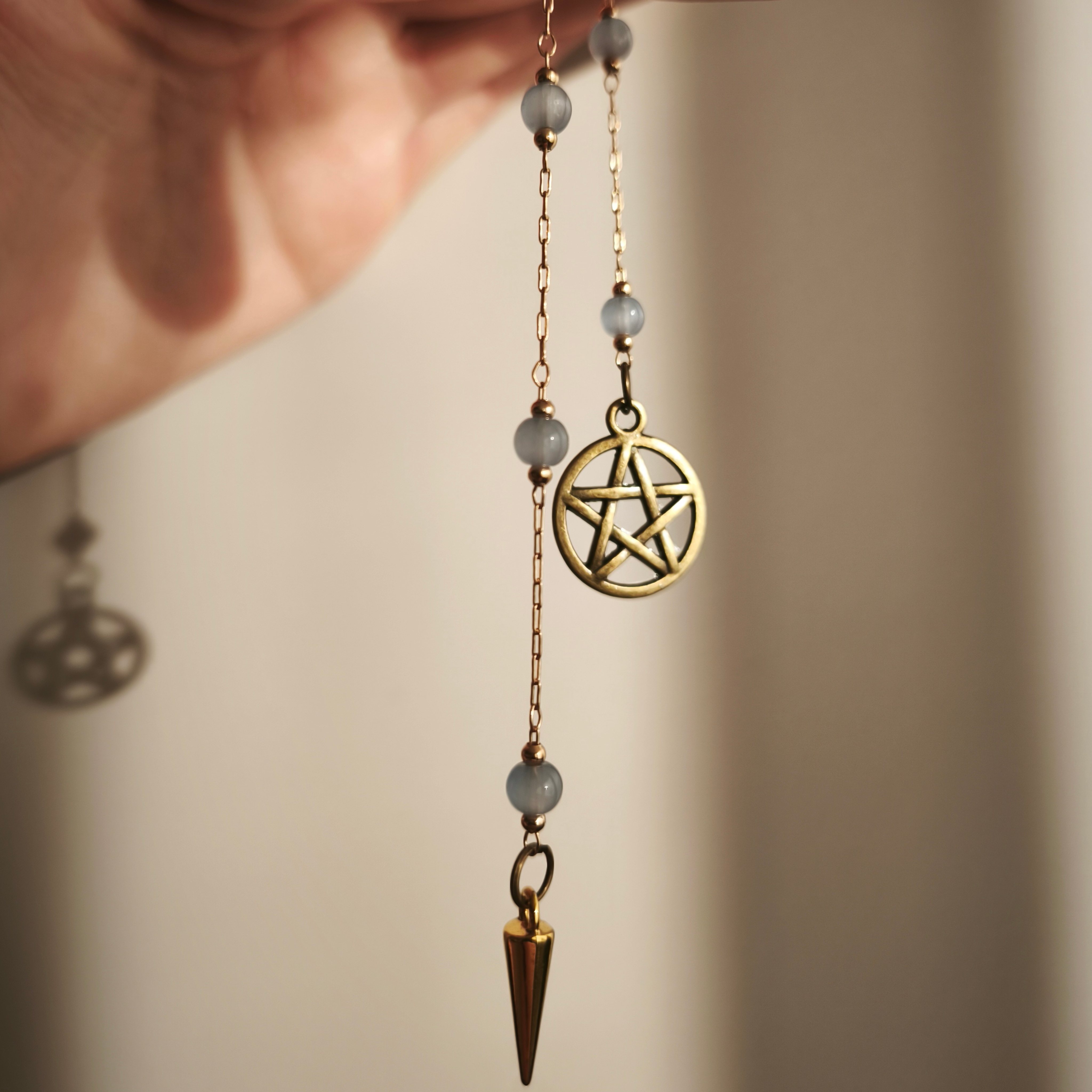 Švytuoklė „Žydroji laumė“ 