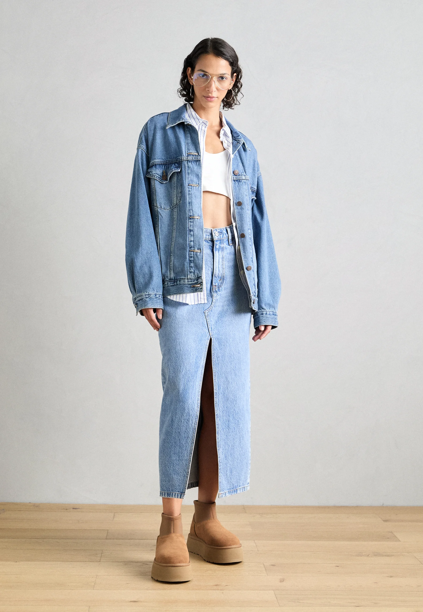 UGG CLASSIC MINI DIPPER - Aulinukai su platforma