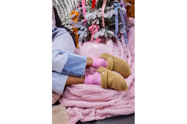 Crocs™ Classic Cozzzy Slipper