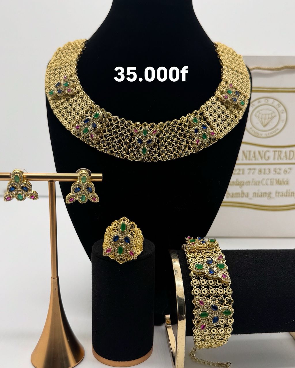 Parure de bijoux