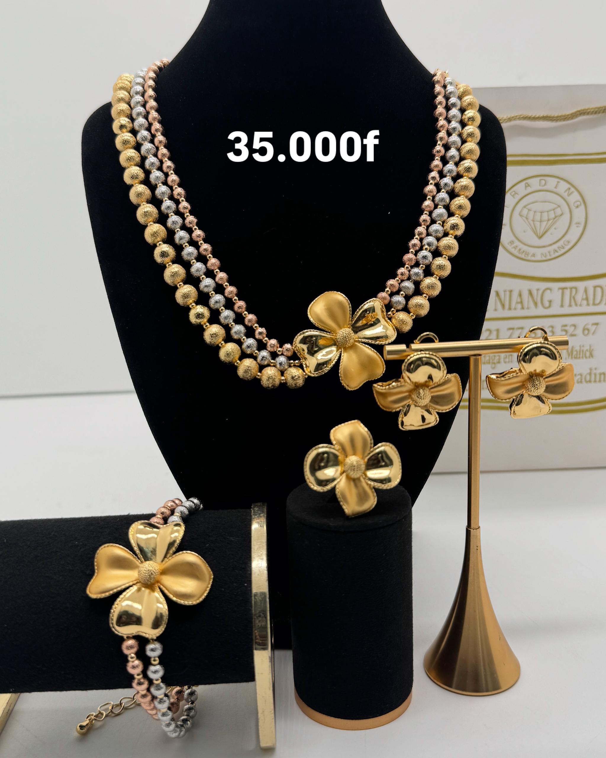 Ensemble de bijoux