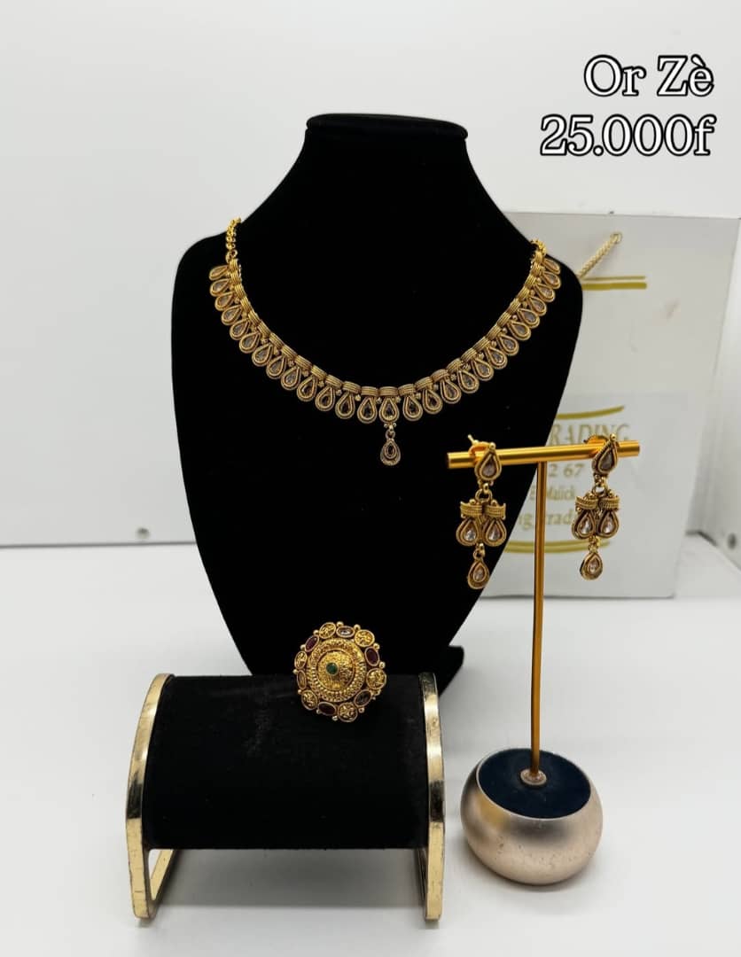 Parure en Or Zè