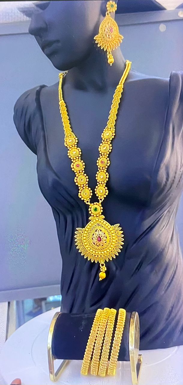 Parure de bijoux en or traditionnel