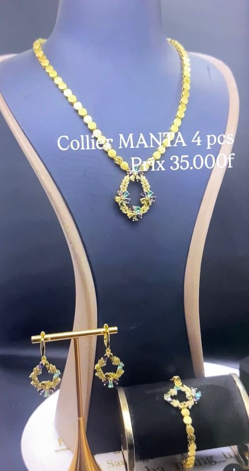 Collier MANJA 4 pcs