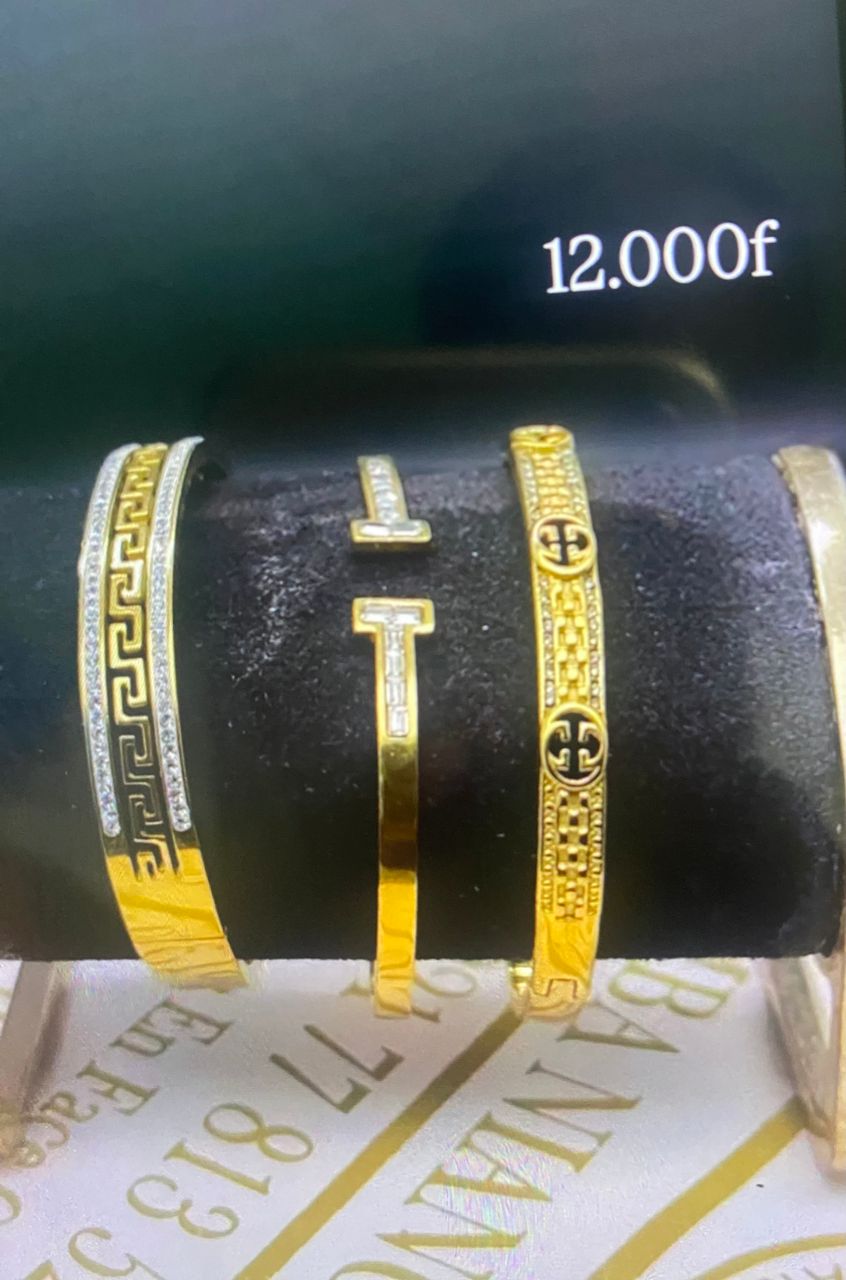 Bracelets en acier doré