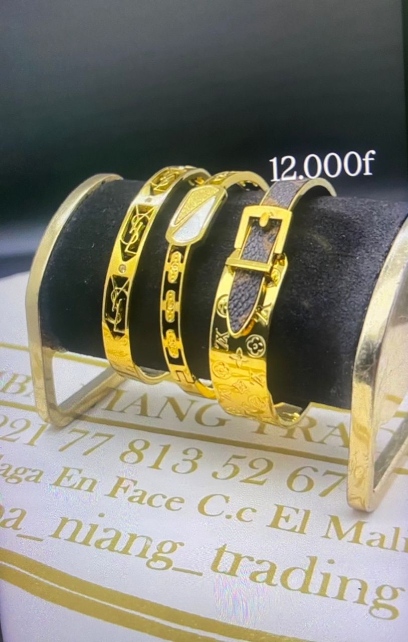 Bracelets dorés