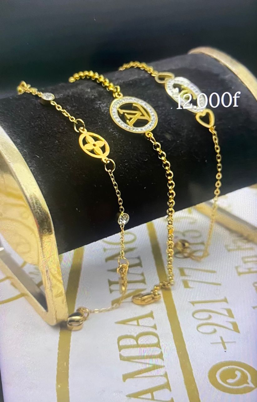 Bracelet doré élégant