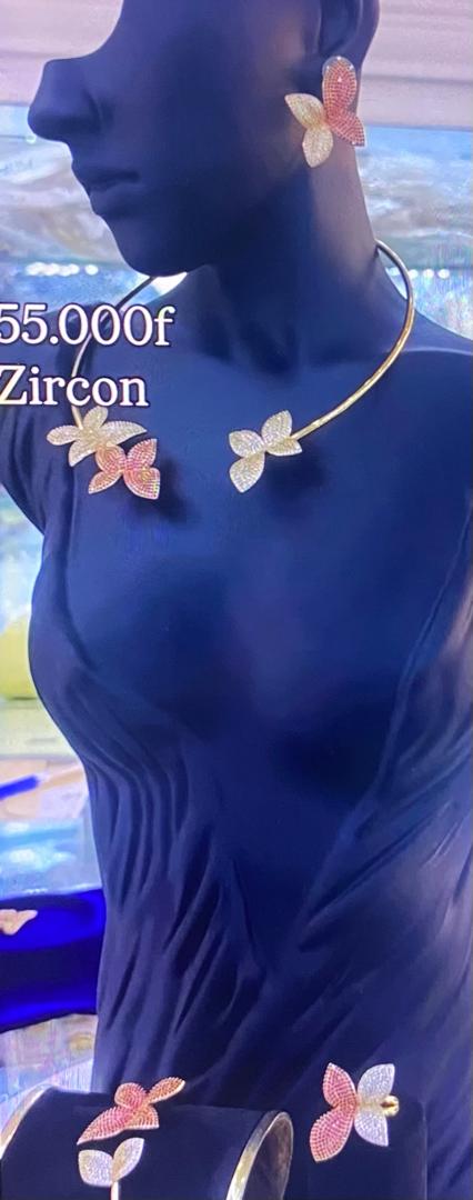 Parure bijou papillon en zircon