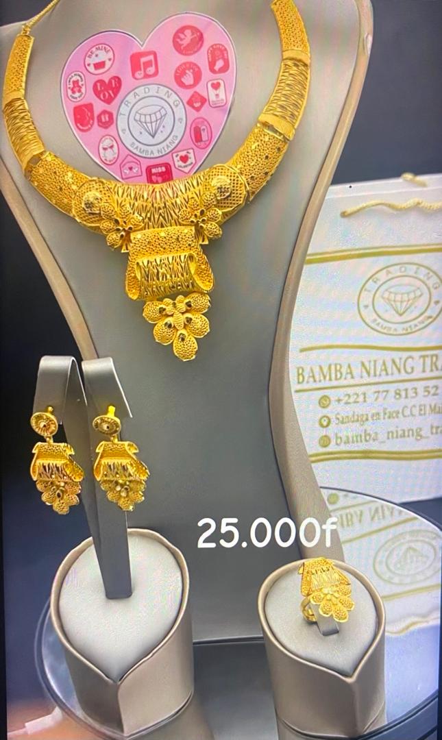 Parure de bijoux en or