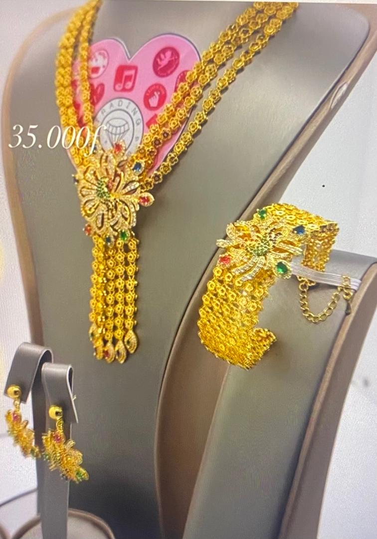 Parure de bijoux en or
