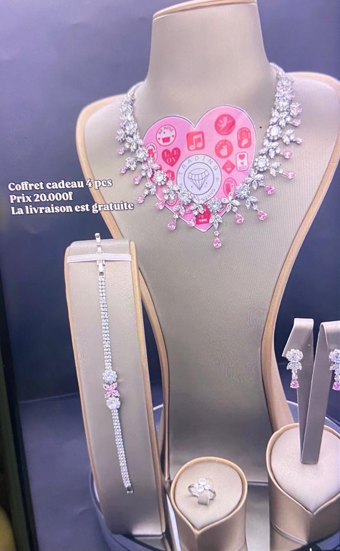 Parure de bijoux en argent