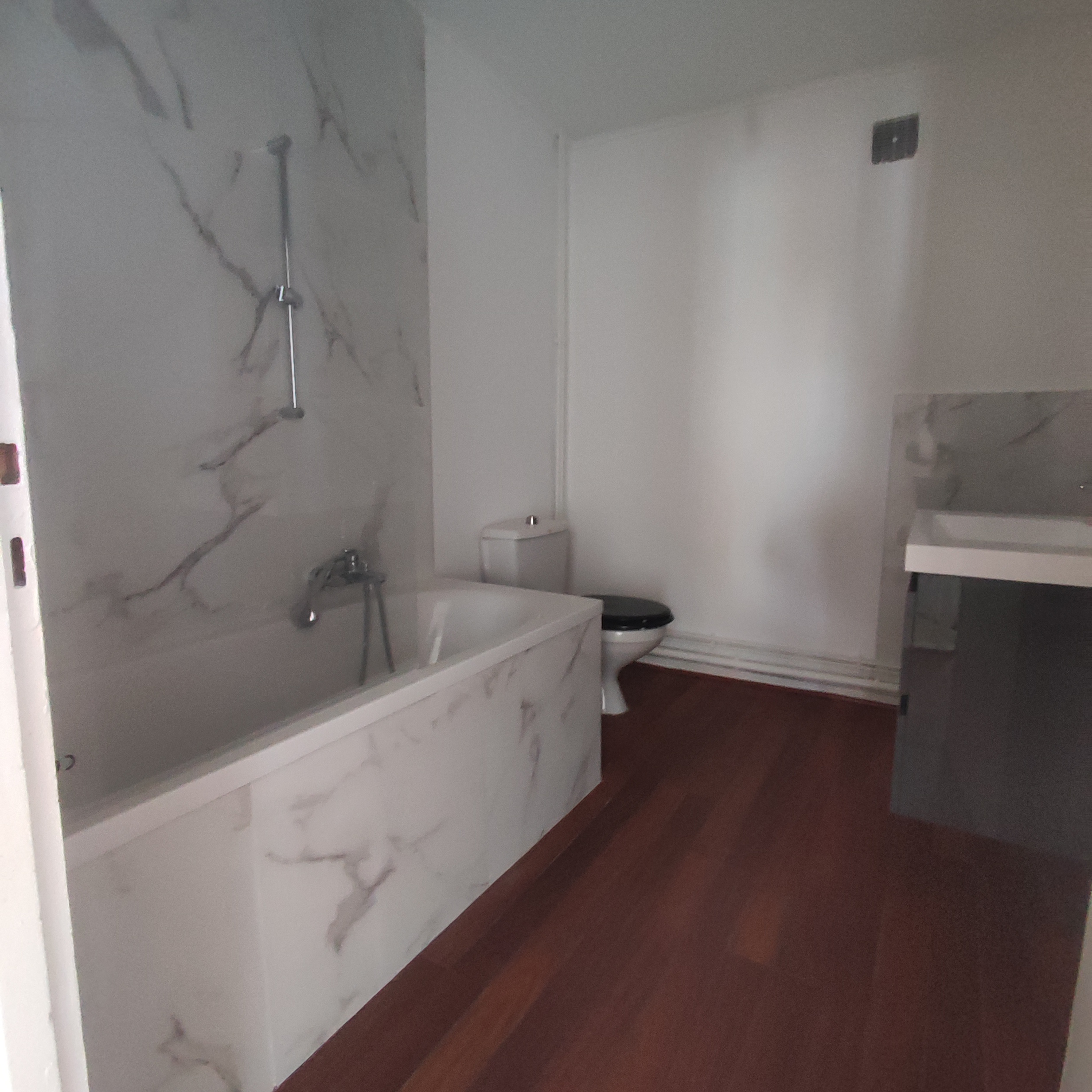 A Louer au coeur du centre ville de Metz  appartement T4 96.84 m2 en Duplex