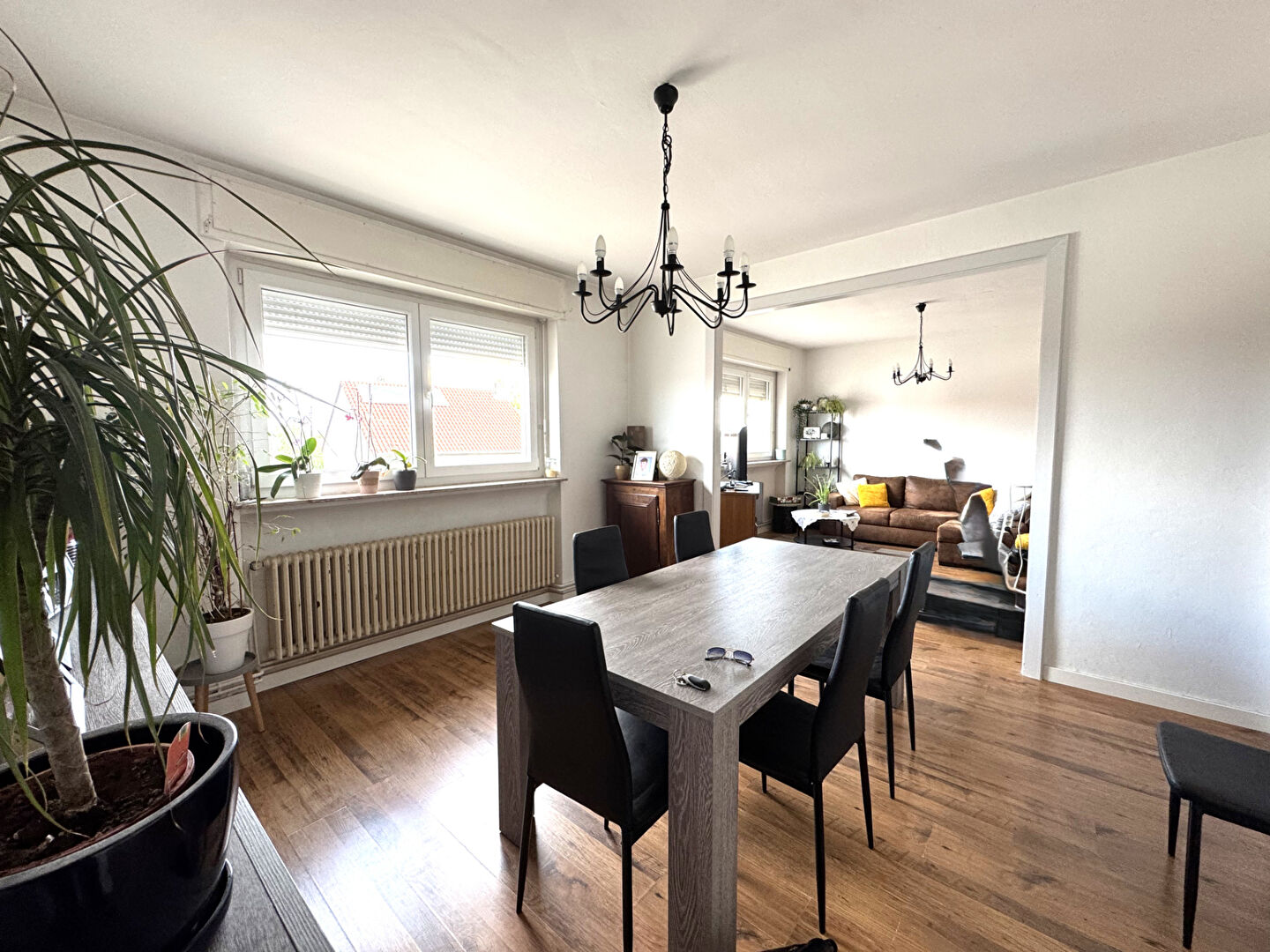 Talange,  bel et vaste appartement  lumineux de type F4 avec parquet de 80.75 m²