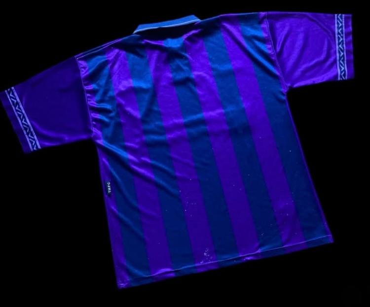 Tottenham Hotspurs 1995 Away Shirt