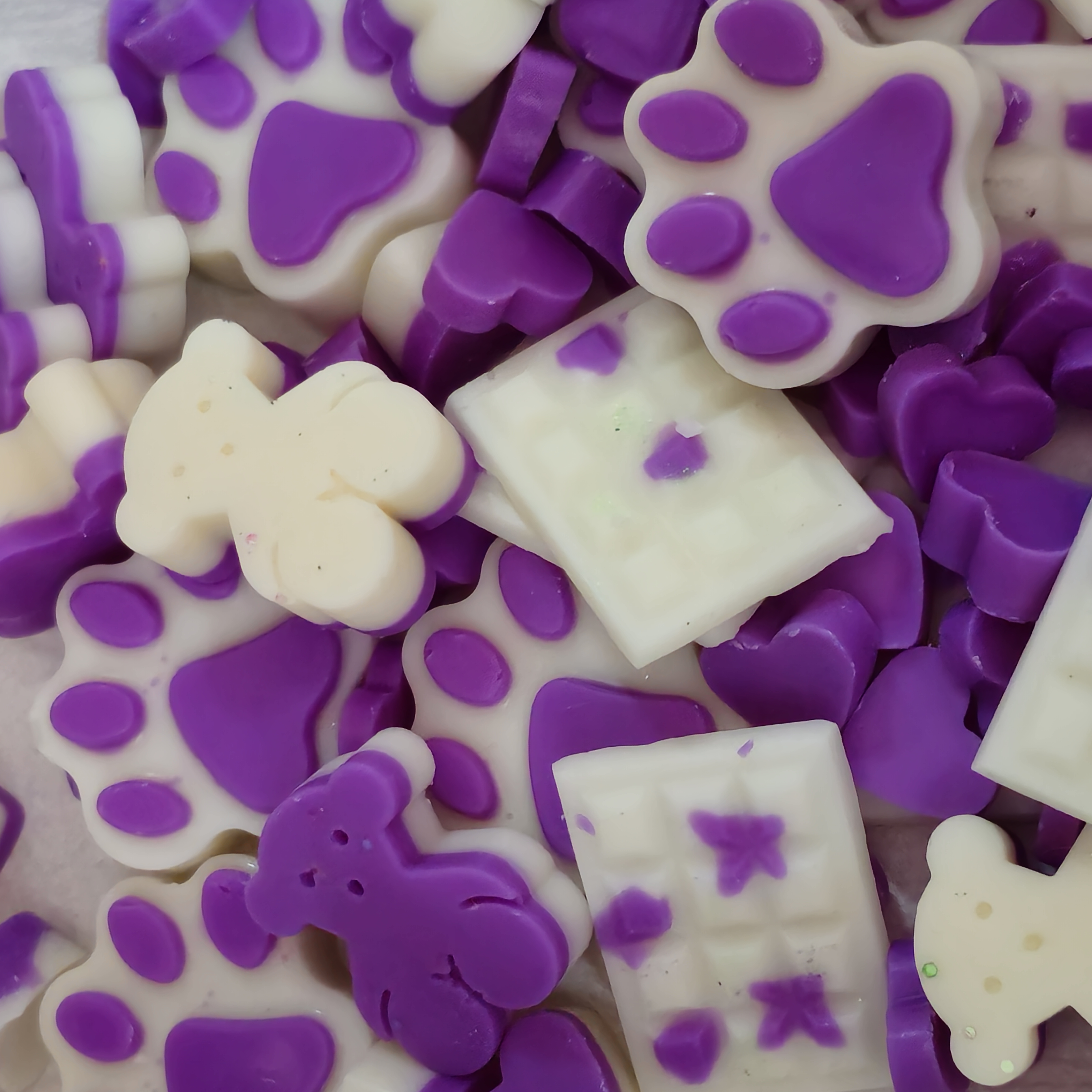 WAX MELTS EN CAJITAS con FORMAS de 🐾PATITAS Y CHOCOLATINAS 