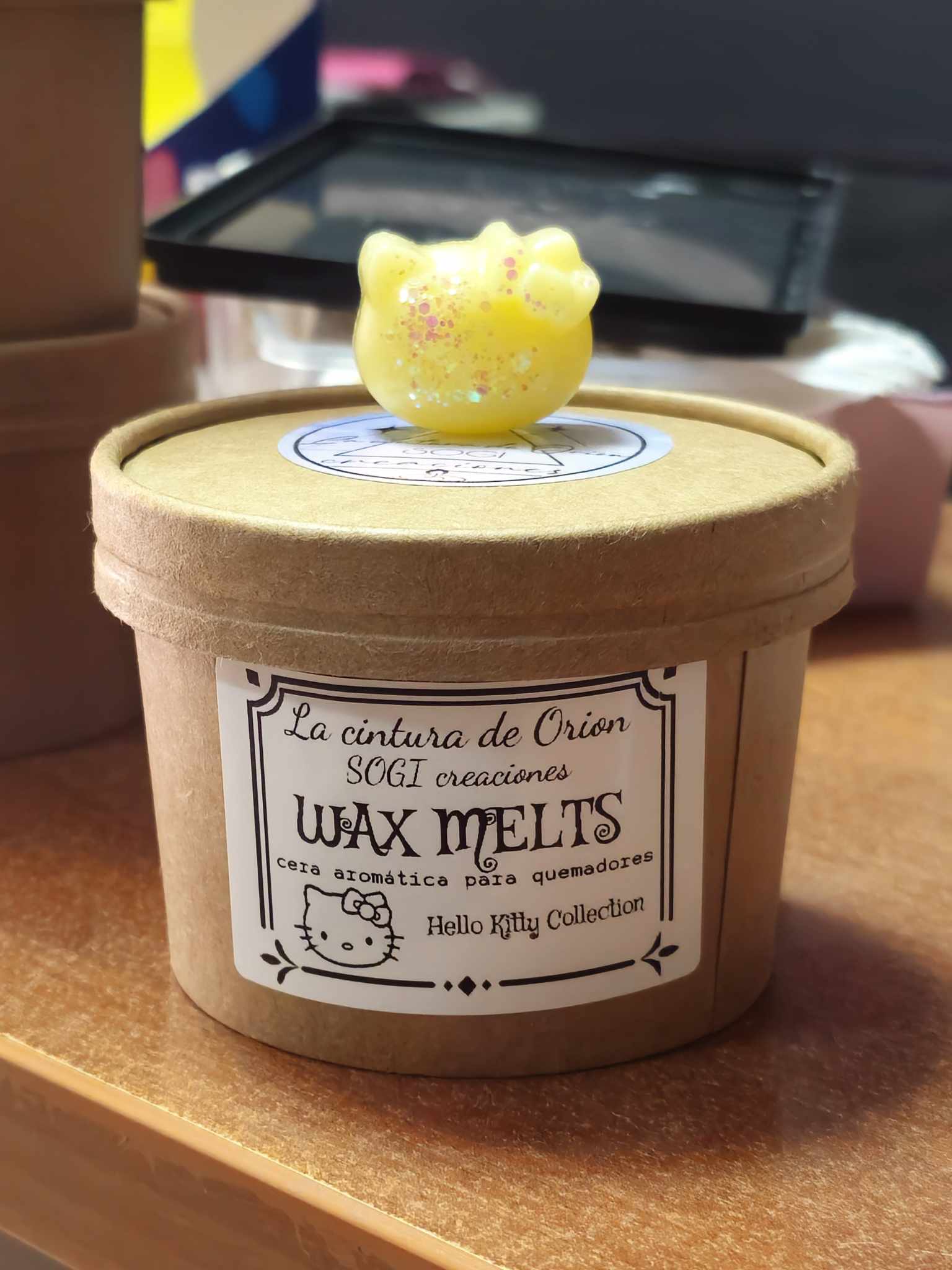 WAX MELTS EN CAJITA -HELLO KITTY COLLECTION 