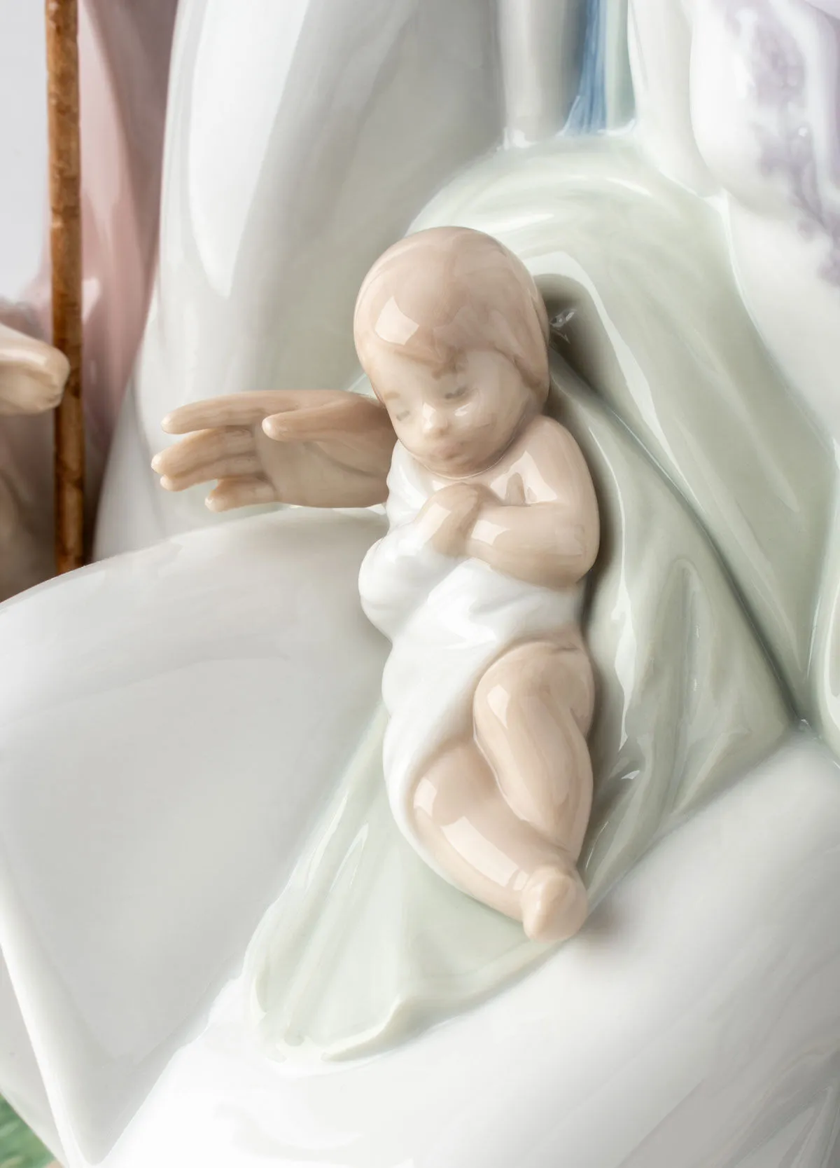 Lladro Joyful Event Nativity Figurine – SKU 01006008